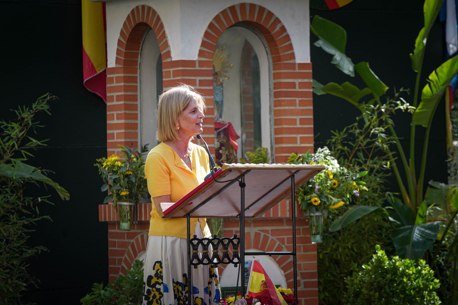 Celebración del Día del Pilar en el cuartel de la Guardia Civil de Jerez