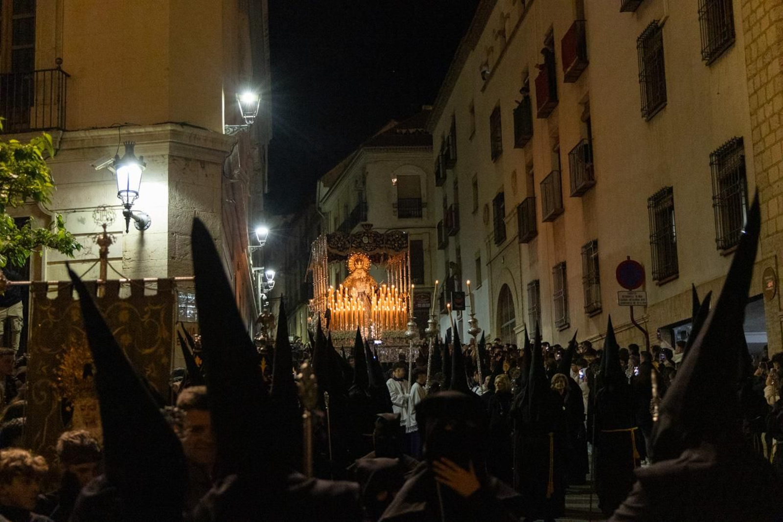 Los jiennenses acuden un año más al encuentro de Nuestro Padre Jesús