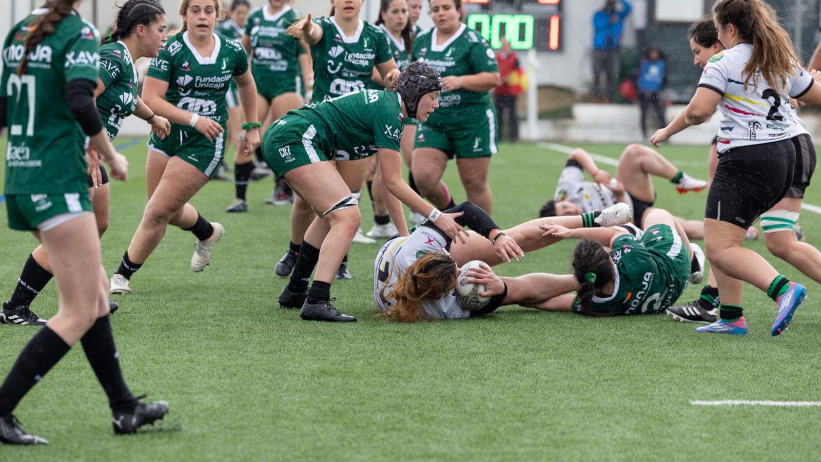 La alegría por el título de campeonas de Jaén Rugby femenino, en imágenes