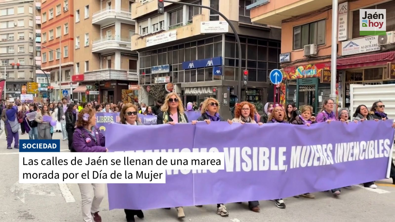 "Feminismo visible, mujeres invencibles", la reivindicación de la marea morada en Jaén