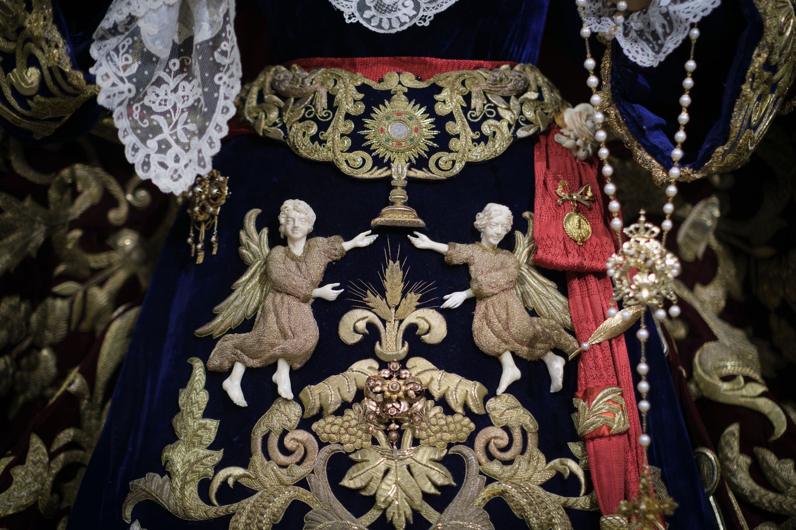 Las imágenes de la veneración a la Virgen de la Encarnación de San Benito