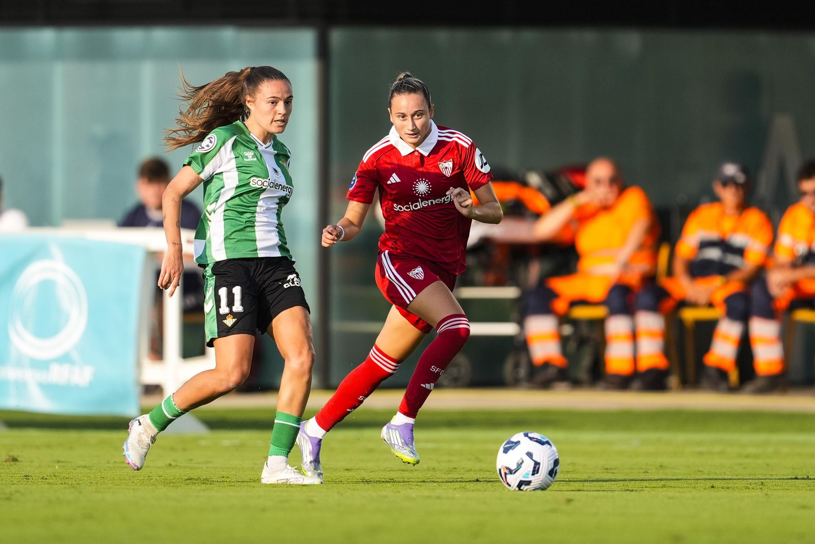 Las mejores fotos del Betis Féminas - Sevilla Femenino