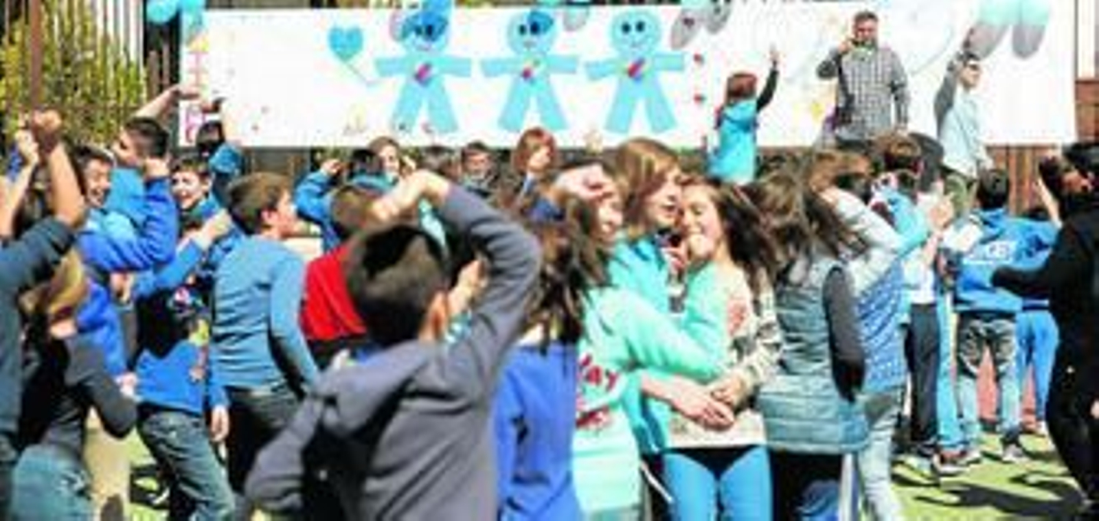 El centro se volcó con la celebración del Día Mundial de Concienciación sobre el Autismo. El centro se volcó con la celebración del Día Mundial de Concienciación sobre el Autismo.