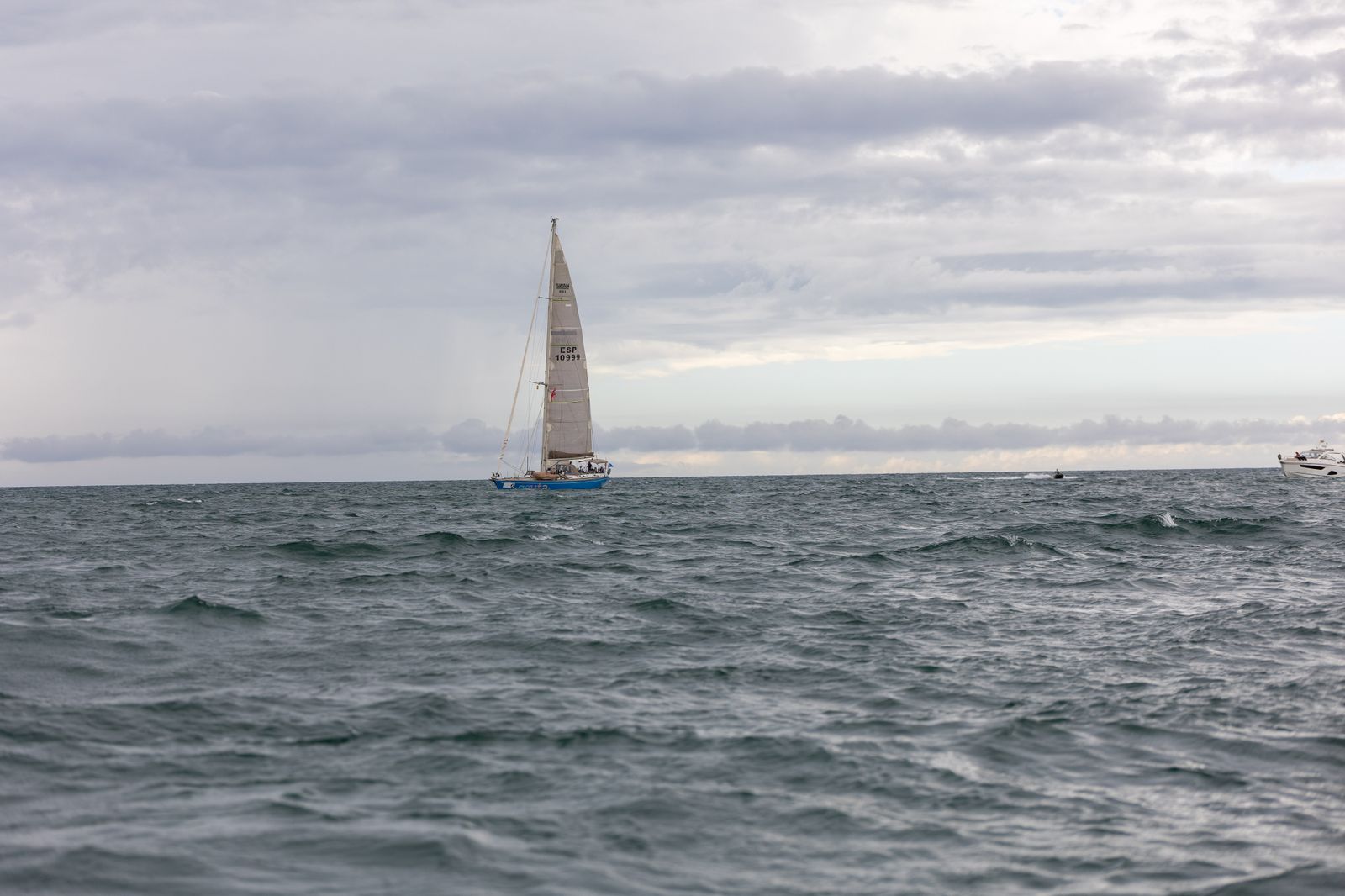 Imágenes de la partida de la Regata Oceánica Huelva-La Gomera