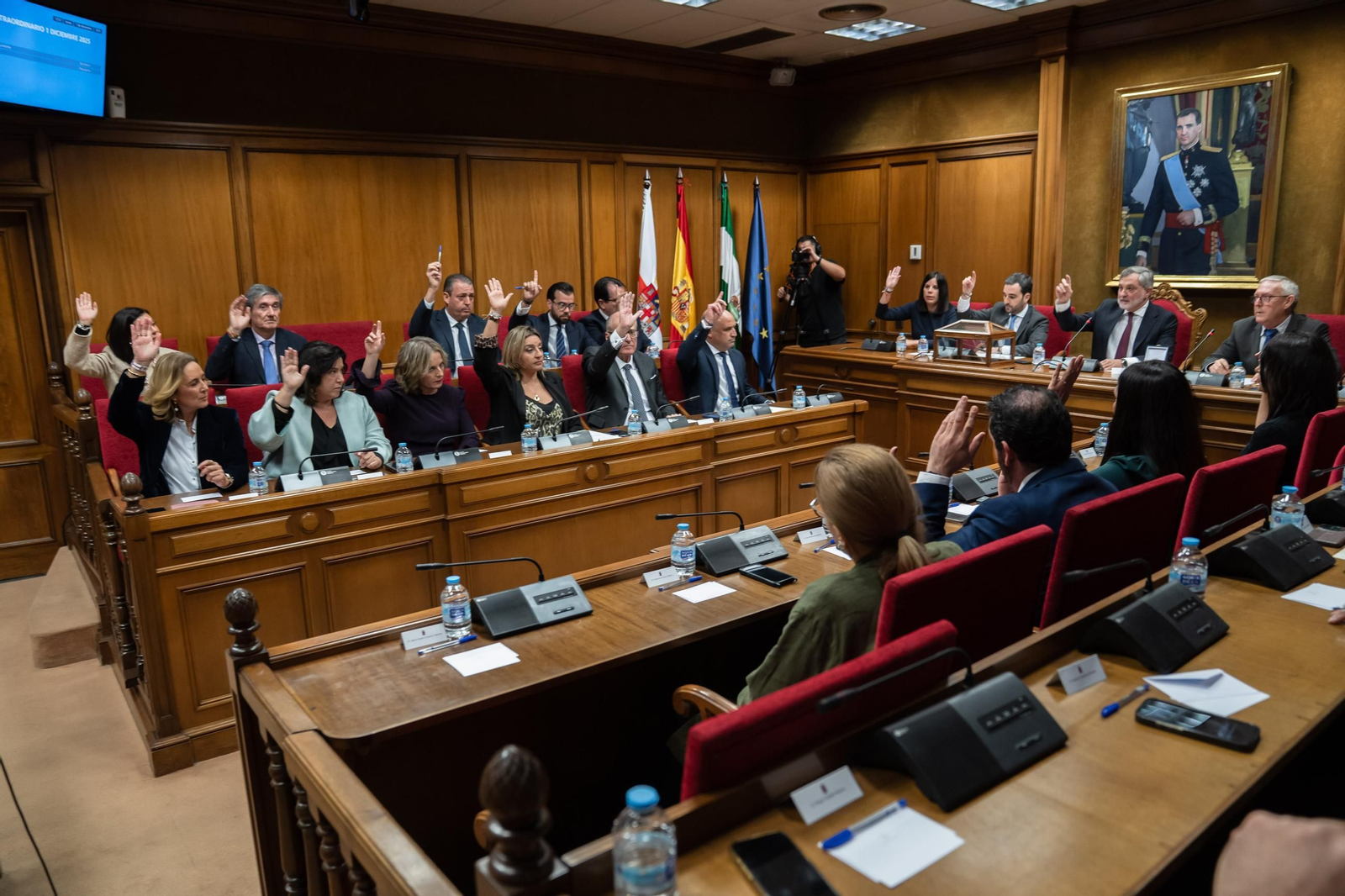 Así se ha vivido la investidura del nuevo presidente de la Diputación Provincial de Almería