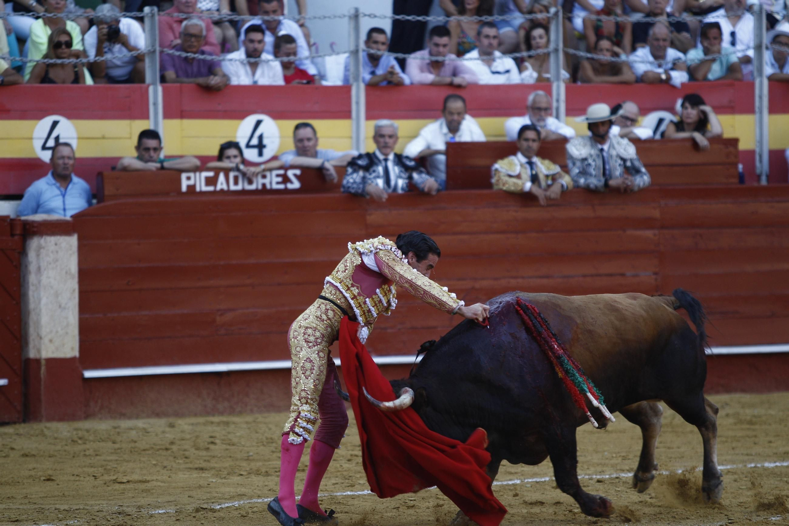 Las mejores imágenes de los toreros Fortes, Juan Ortega y David de Miranda en la Feria de Almería 2025