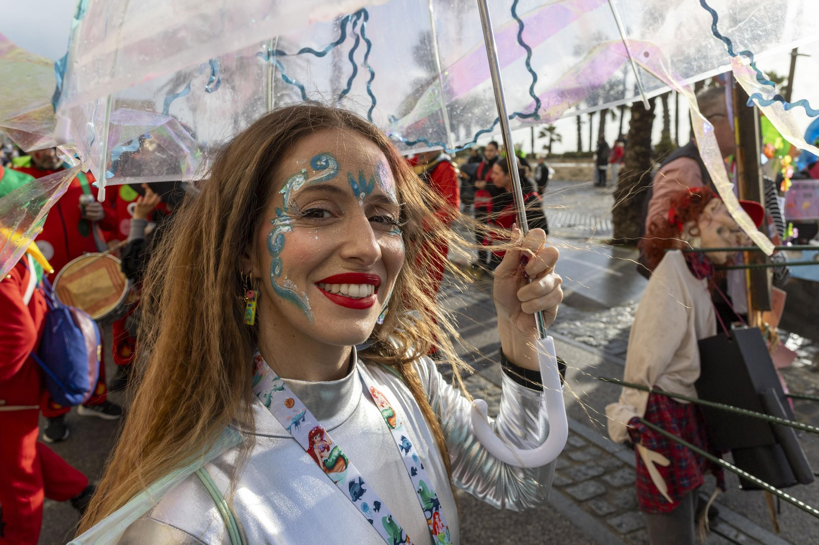 Las imágenes de la Cabalgata del Humor del Carnaval de Cádiz 2025