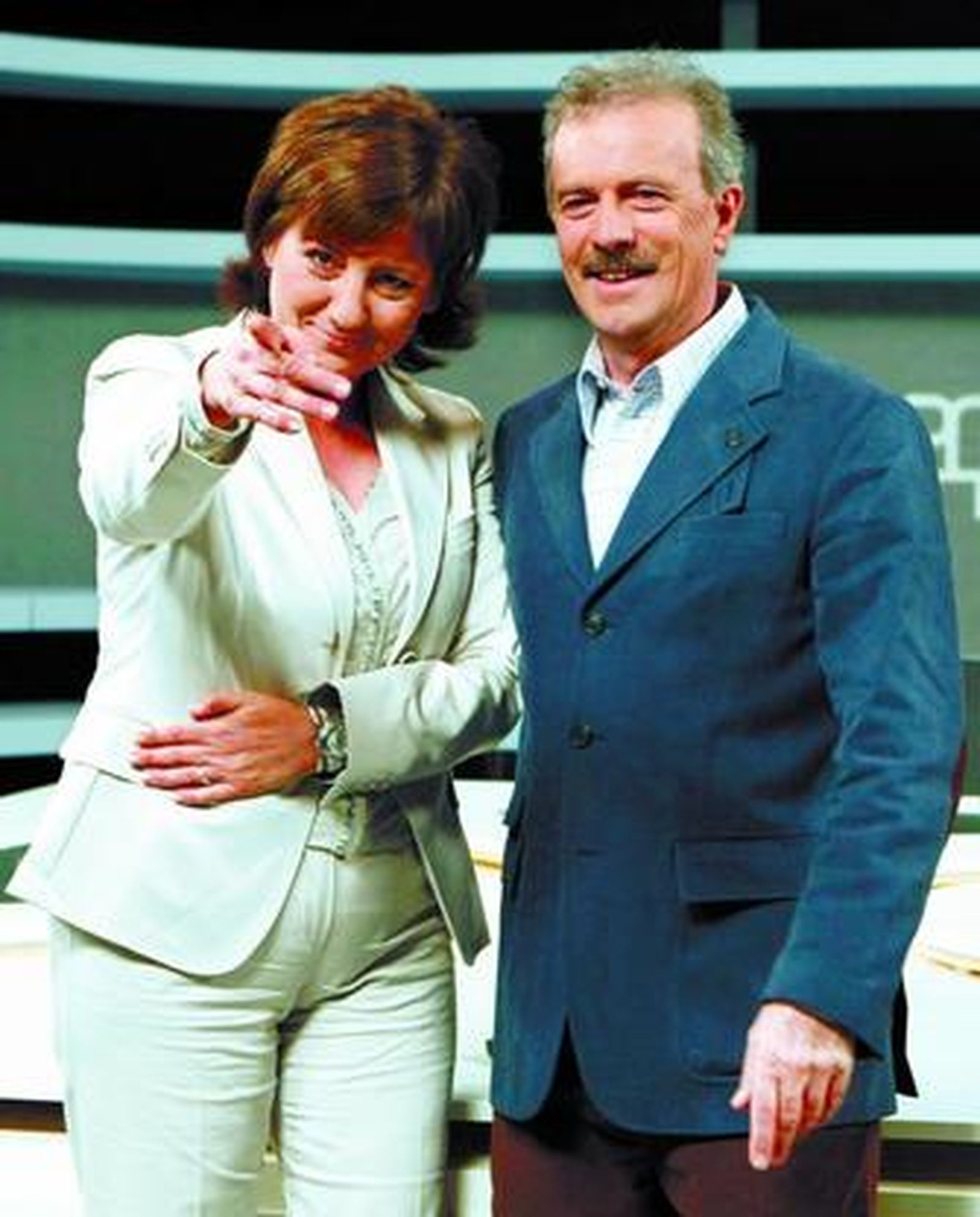 Los moderadores, Olga Viza, el 3 de marzo, y Manuel Campo Vidal, hoy.