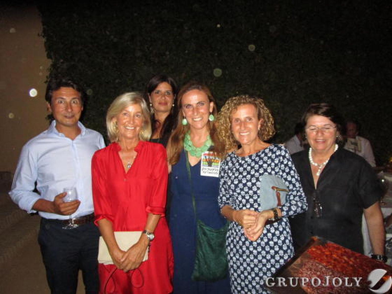 Alfonso López, Marita Picardo, Patricia Dávila, Cristina Martínez, María García Pagola y Begoña Larrañaga. 

Foto: Ignacio Casas de Ciria