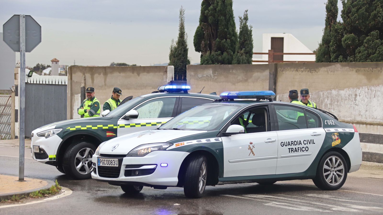 Fotos del traslado a La Línea de los 27 ancianos de residencia de Alcalá del Valle