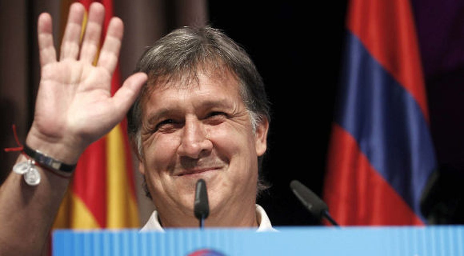 Martino: "Prefiero que Cesc se quede, pero hay una parte que decide él"