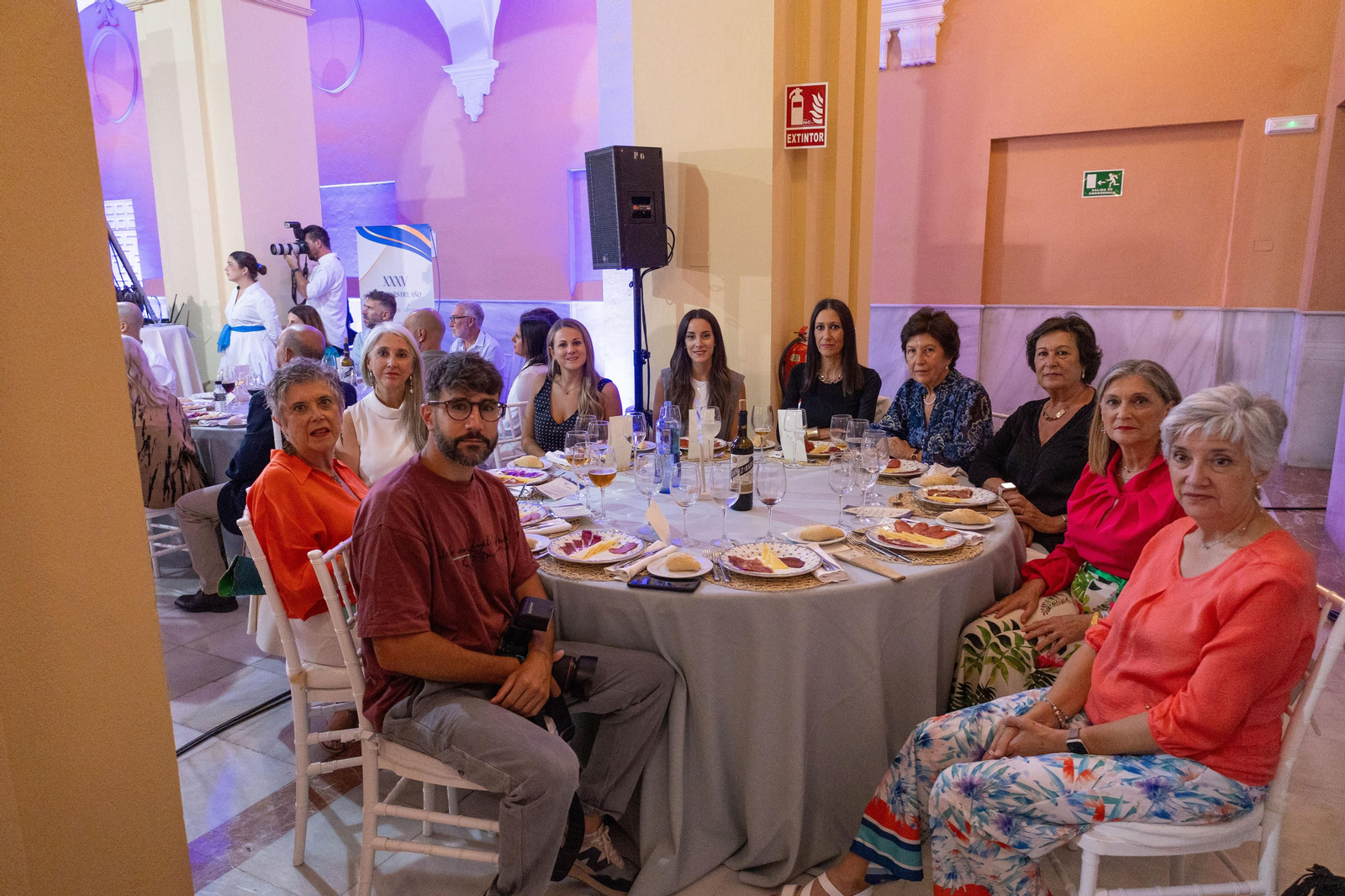 Imágenes de la recepción a los invitados a la gala de los Onubenses del Año