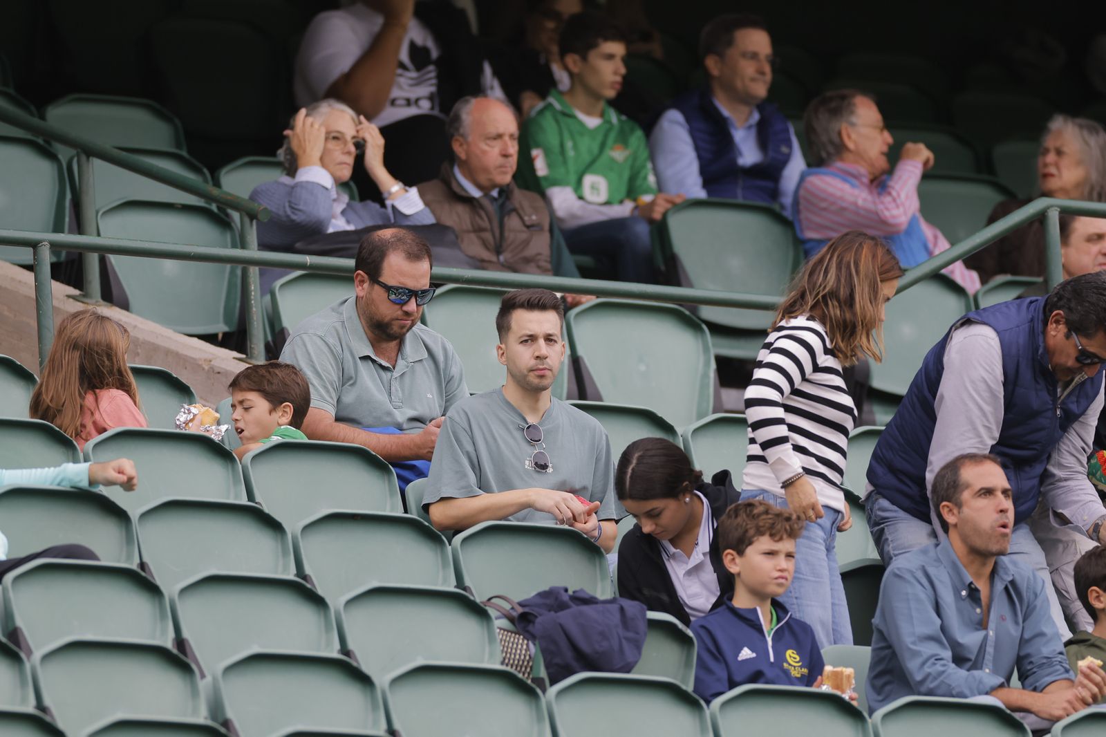 Búscate en las fotos del Betis-Osasuna