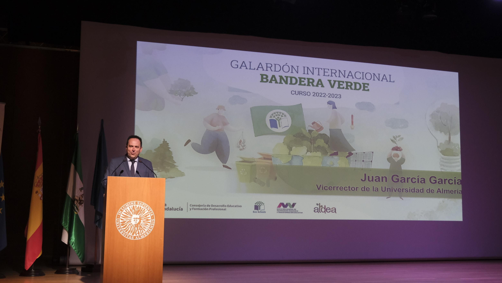 Entrega de banderas verdes a colegios de Andalucía, en Almería