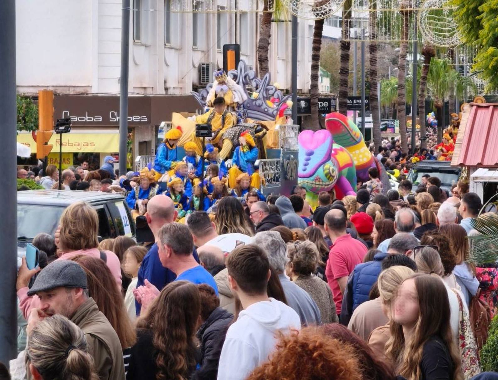 Las cabalgatas de Reyes Magos en Benalmádena, en imágenes