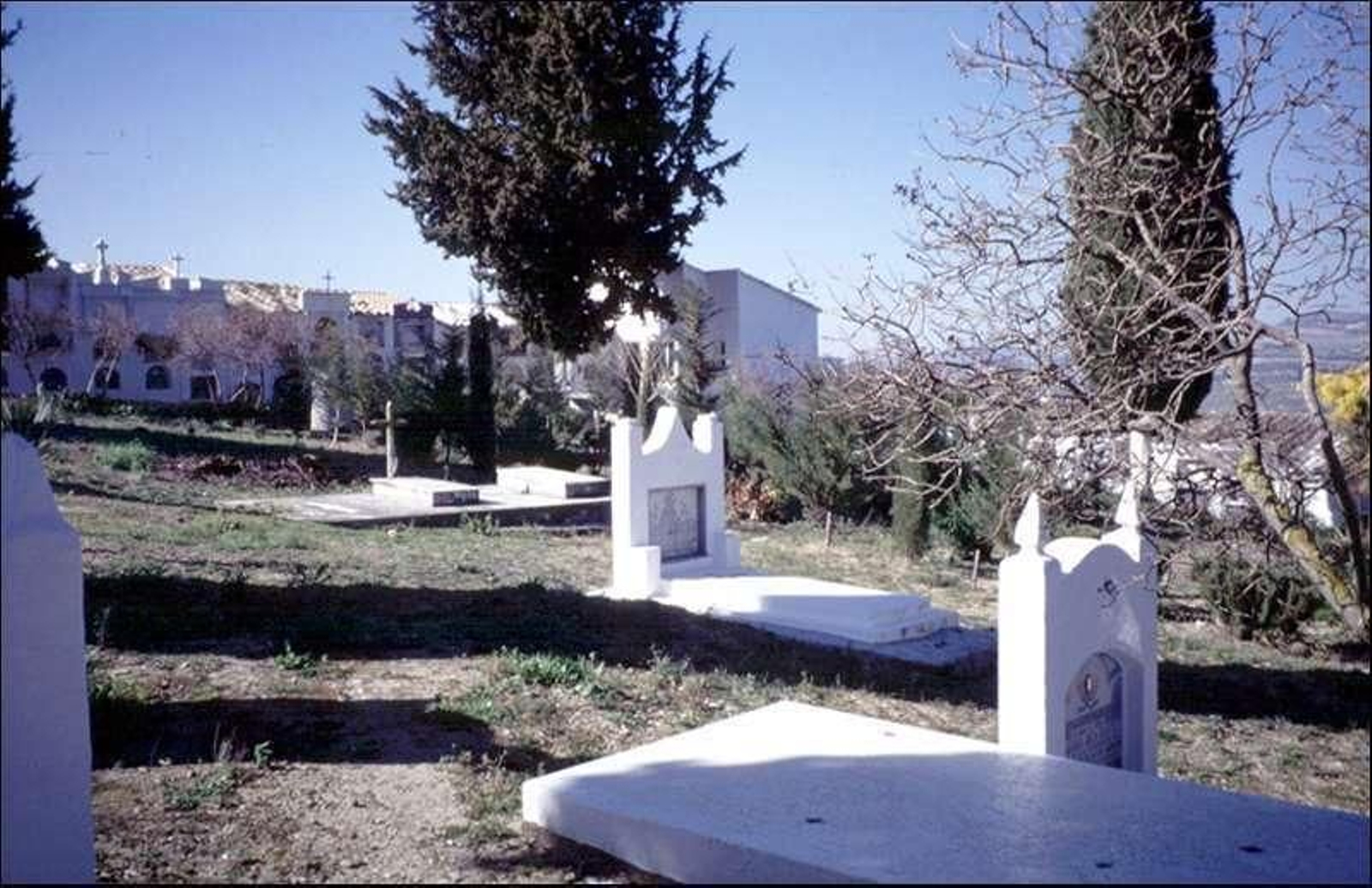 Cementerio de Setenil de las Bodegas