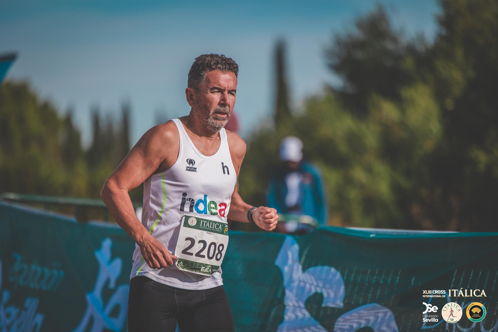 Búscate en las fotos del Cross de Itálica 2025 | 3