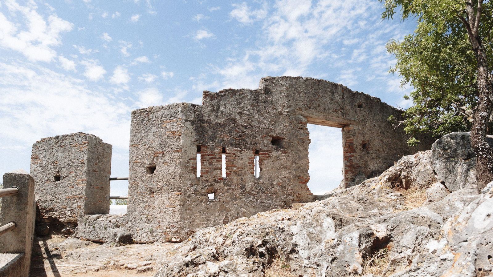 Naturaleza, historia y cultura se entrelazan en un pueblo que conserva con orgullo sus tradiciones