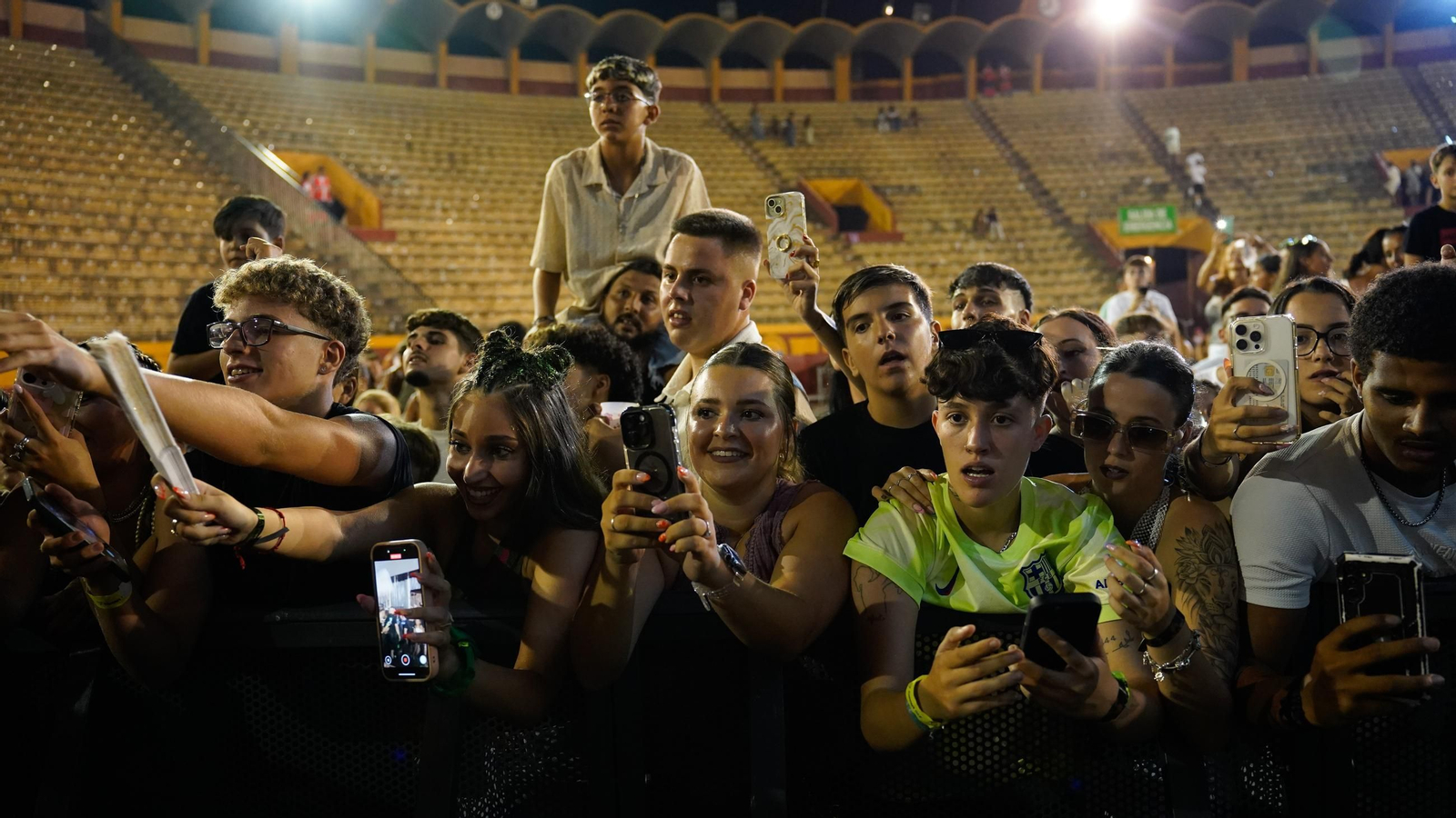 El concierto de JC Reyes en el Cabaret Festival de Algeciras, en imágenes