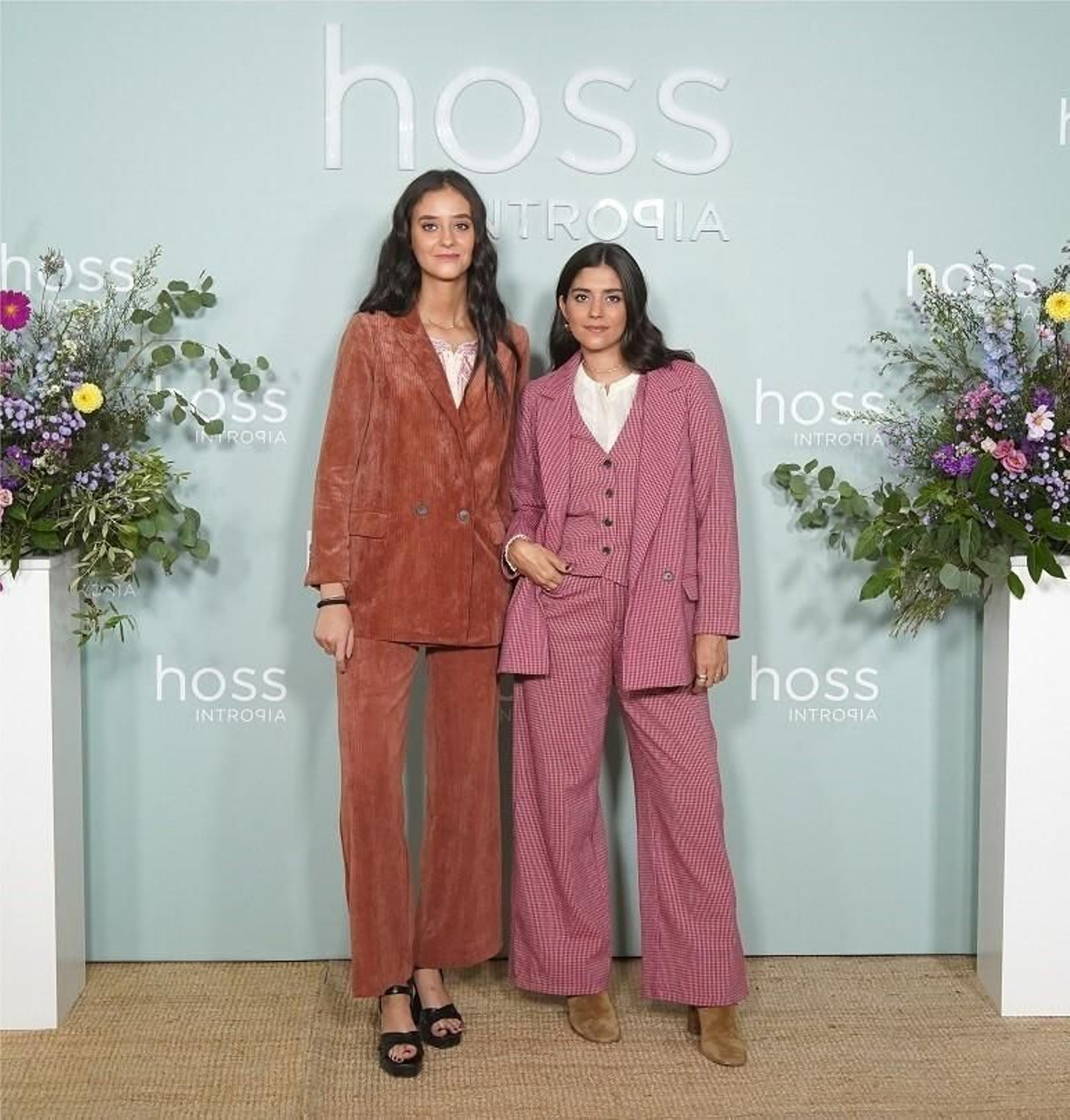 Victoria Fedrica y María García de Jaime en el 'photocall' de Hoss Intropia