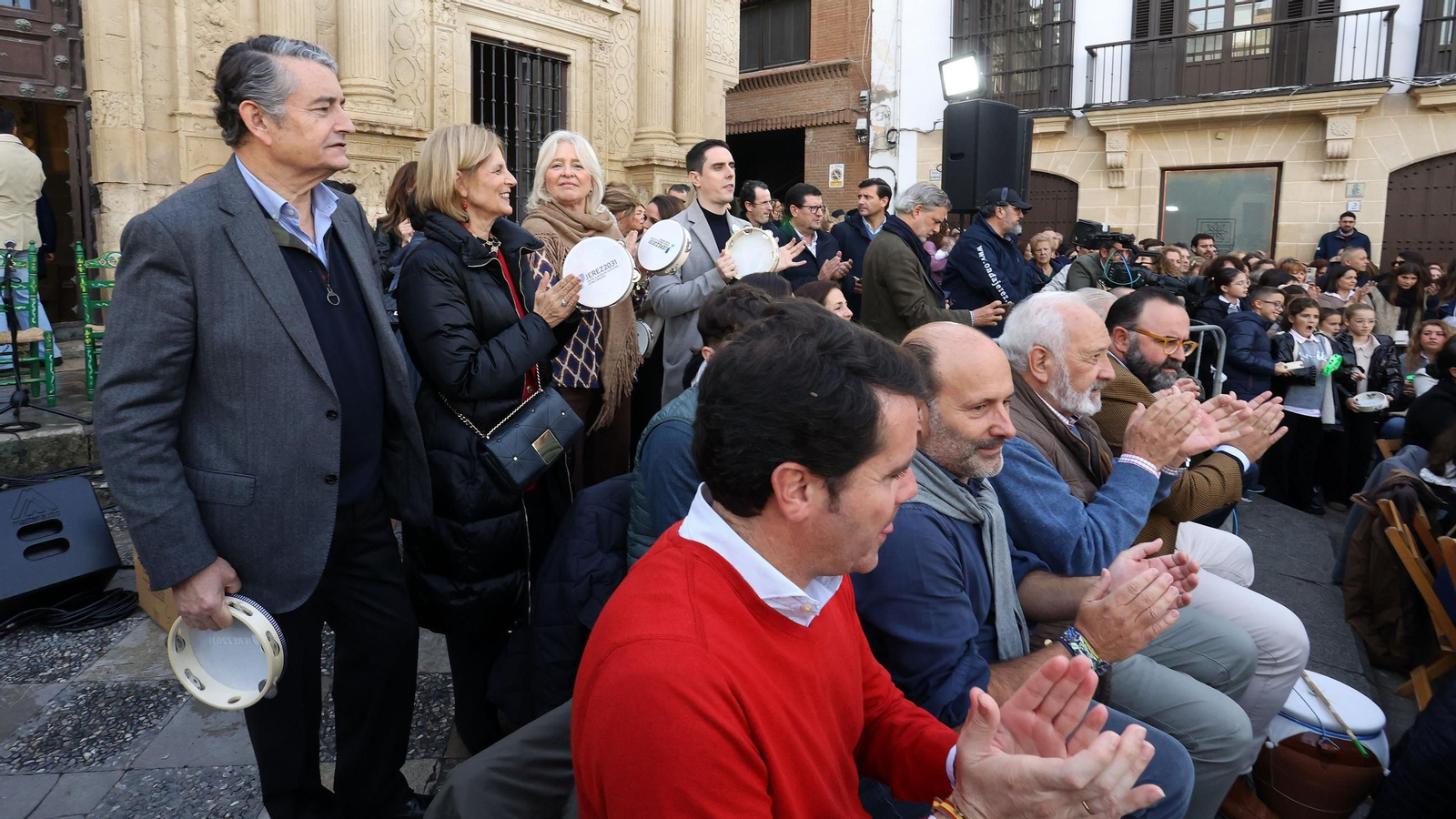 Imágenes de la zambomba BIC en Jerez