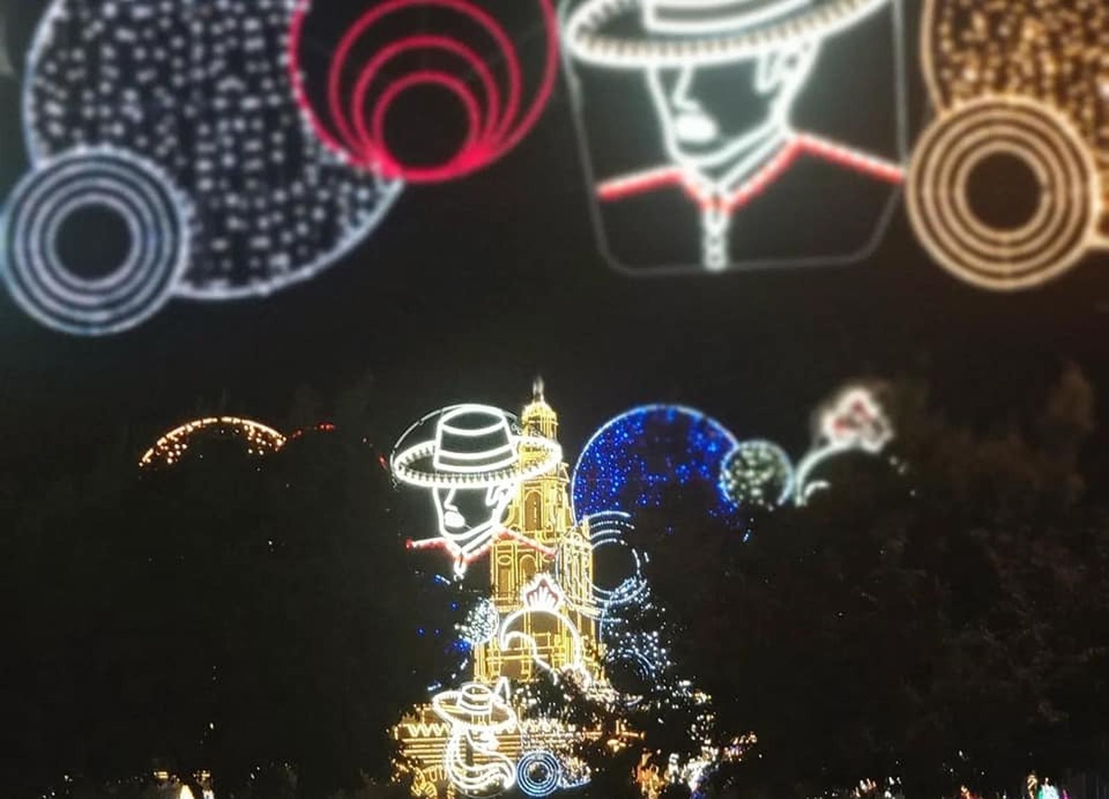 Tiempo de feria: las espectaculares iluminaciones de Ximénez Group, en imágenes