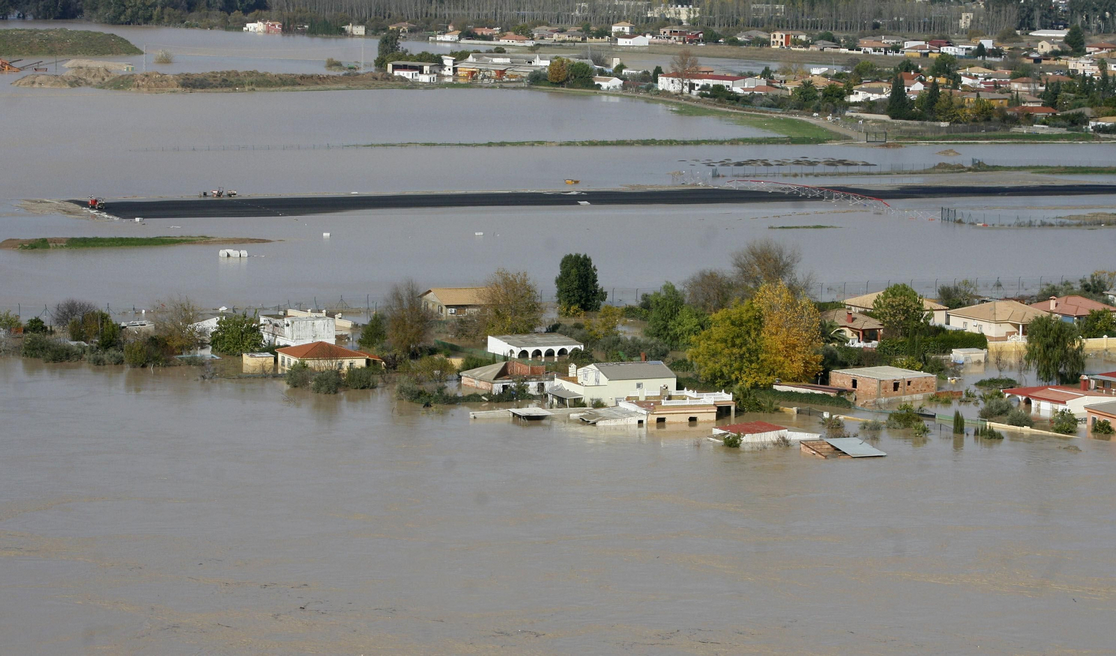 Anegaciones del invierno de 2010, en Córdoba capital. Anegaciones del invierno de 2010, en Córdoba capital.