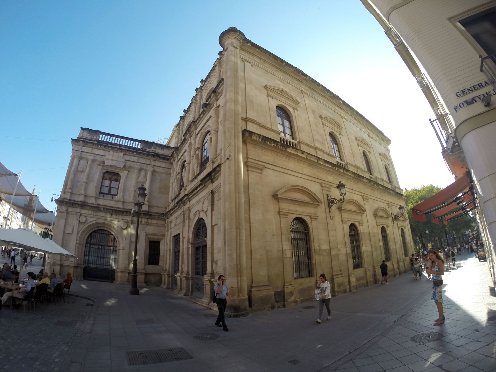 Fachada trasera del Ayuntamiento de Sevilla.