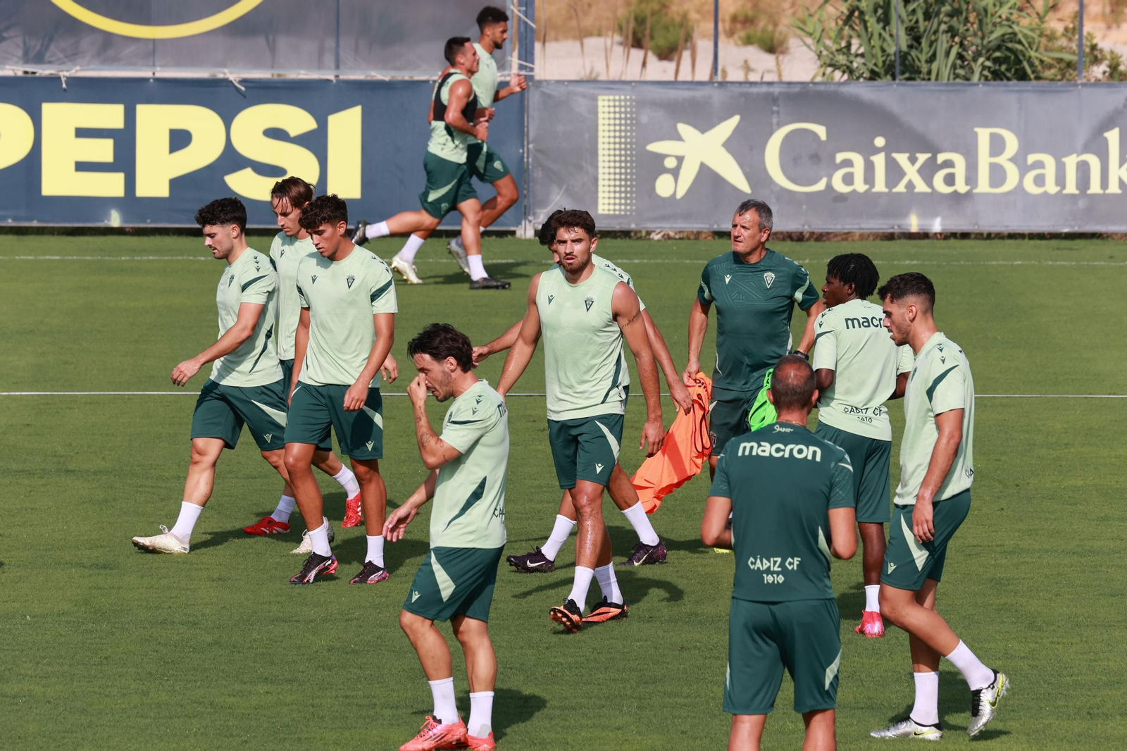 Un entrenamiento del Cádiz.