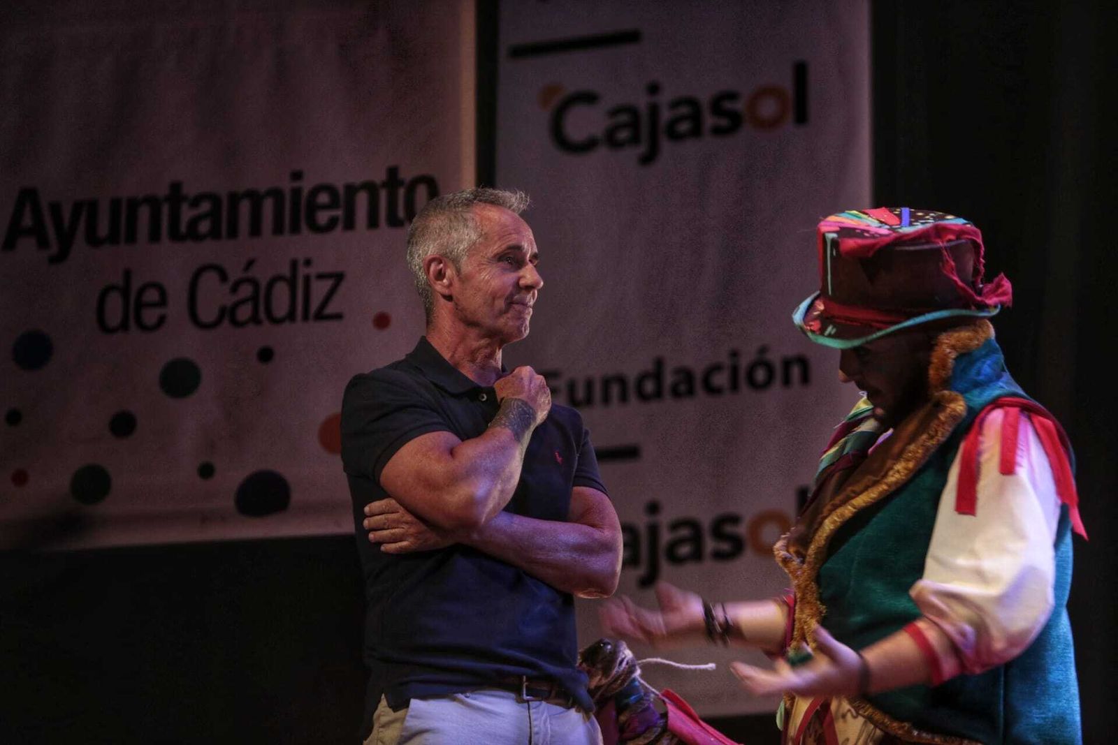 La comparsa "Cantando bajo la lluvia"