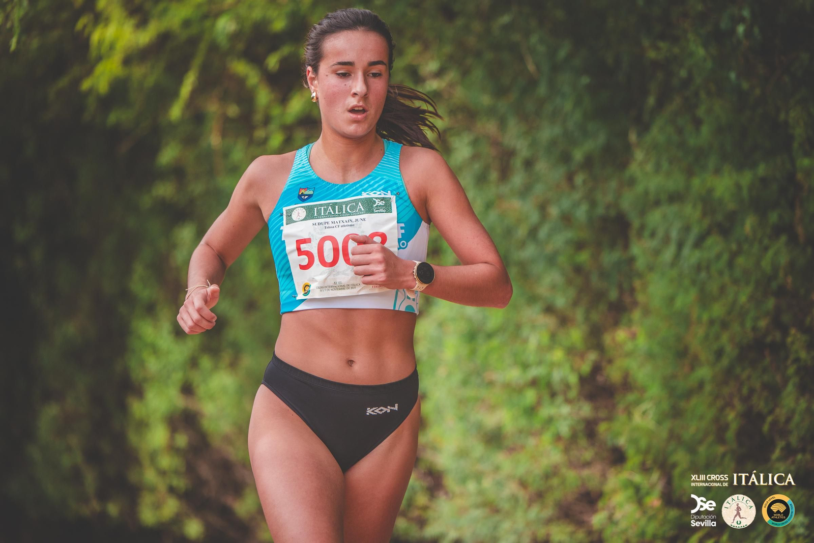 Búscate en las fotos del Cross de Itálica 2025 | 11