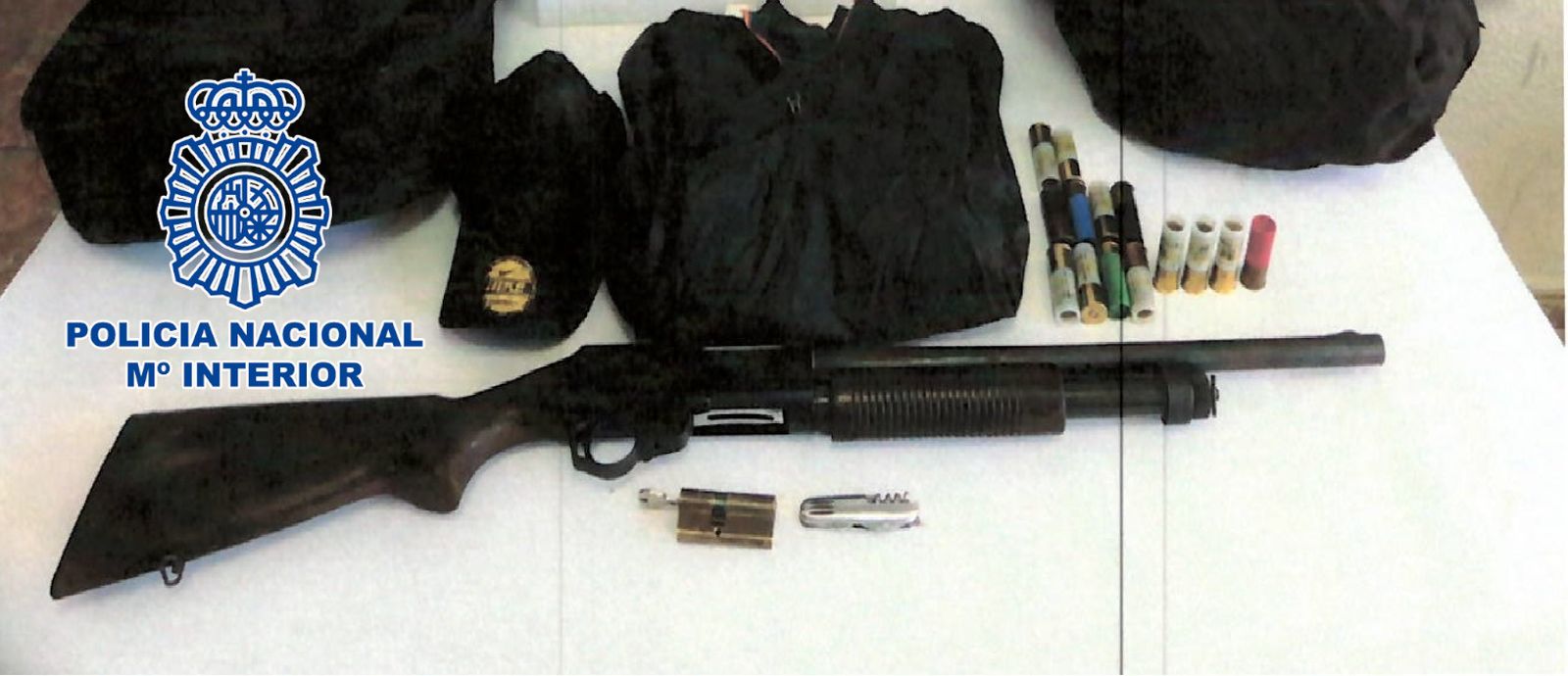 Cuatro detenidos tras empuñar una escopeta contra agentes en un control policial en Almería