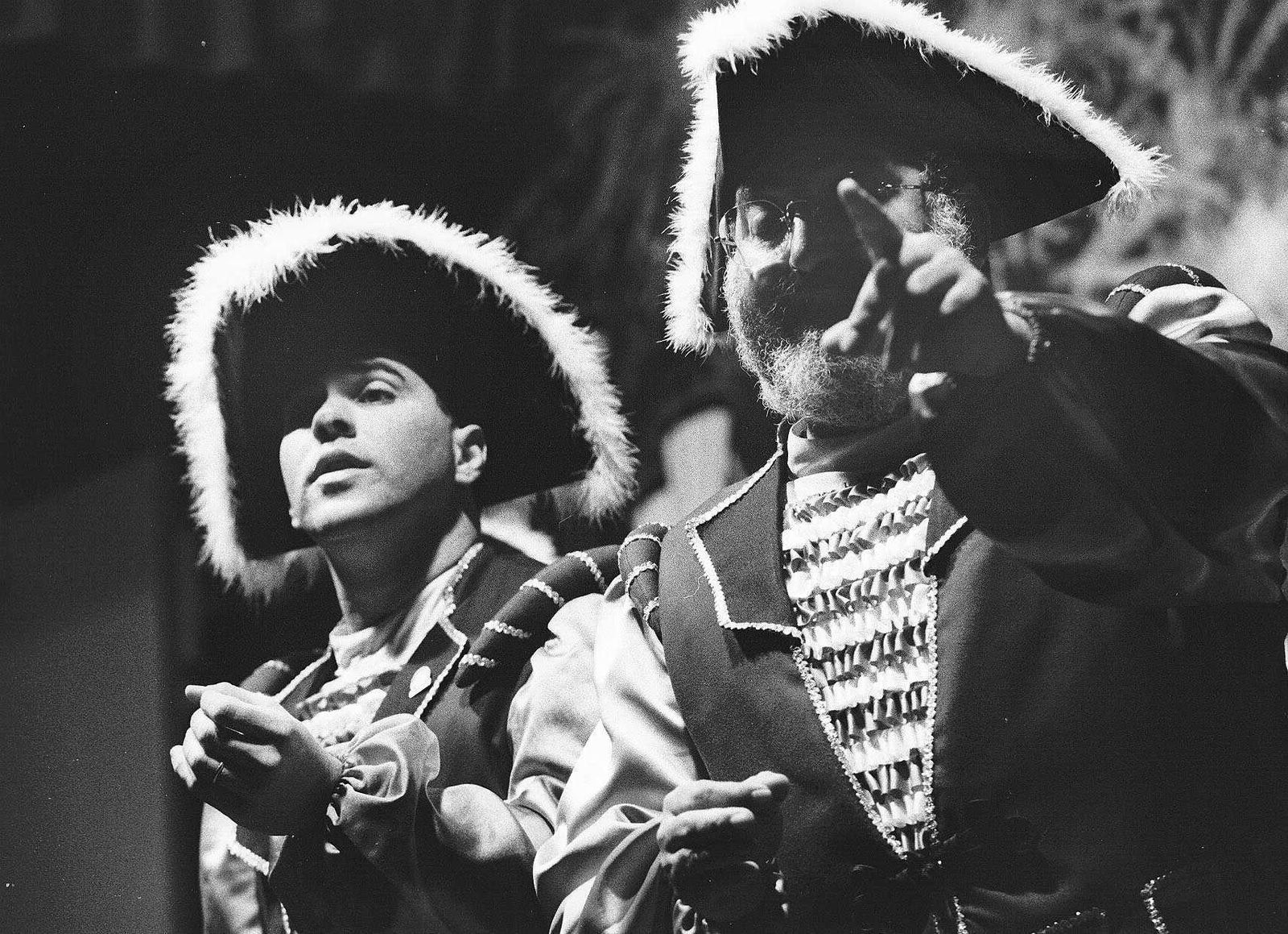 ‘El Chupa’ y Paco Galán en la comparsa de Antonio Martín ‘Los contrabandistas’.