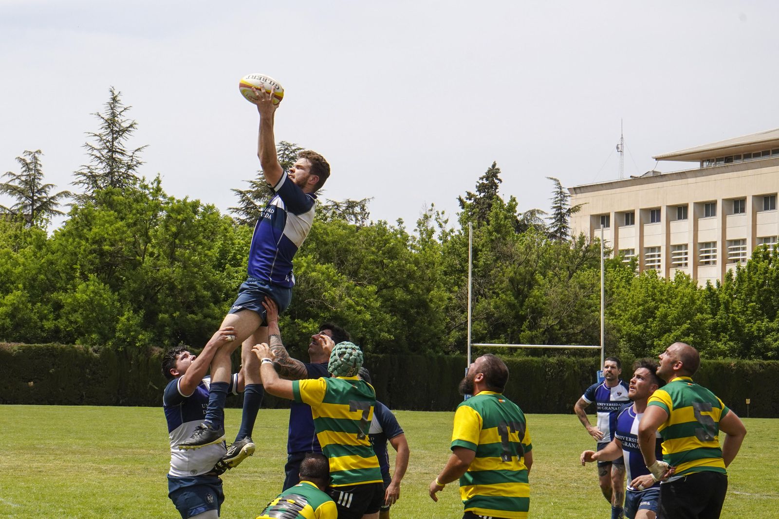 Las mejores fotos del partido del ascenso a División de Honor B de rugby entre Universidad de Granada y Portuense