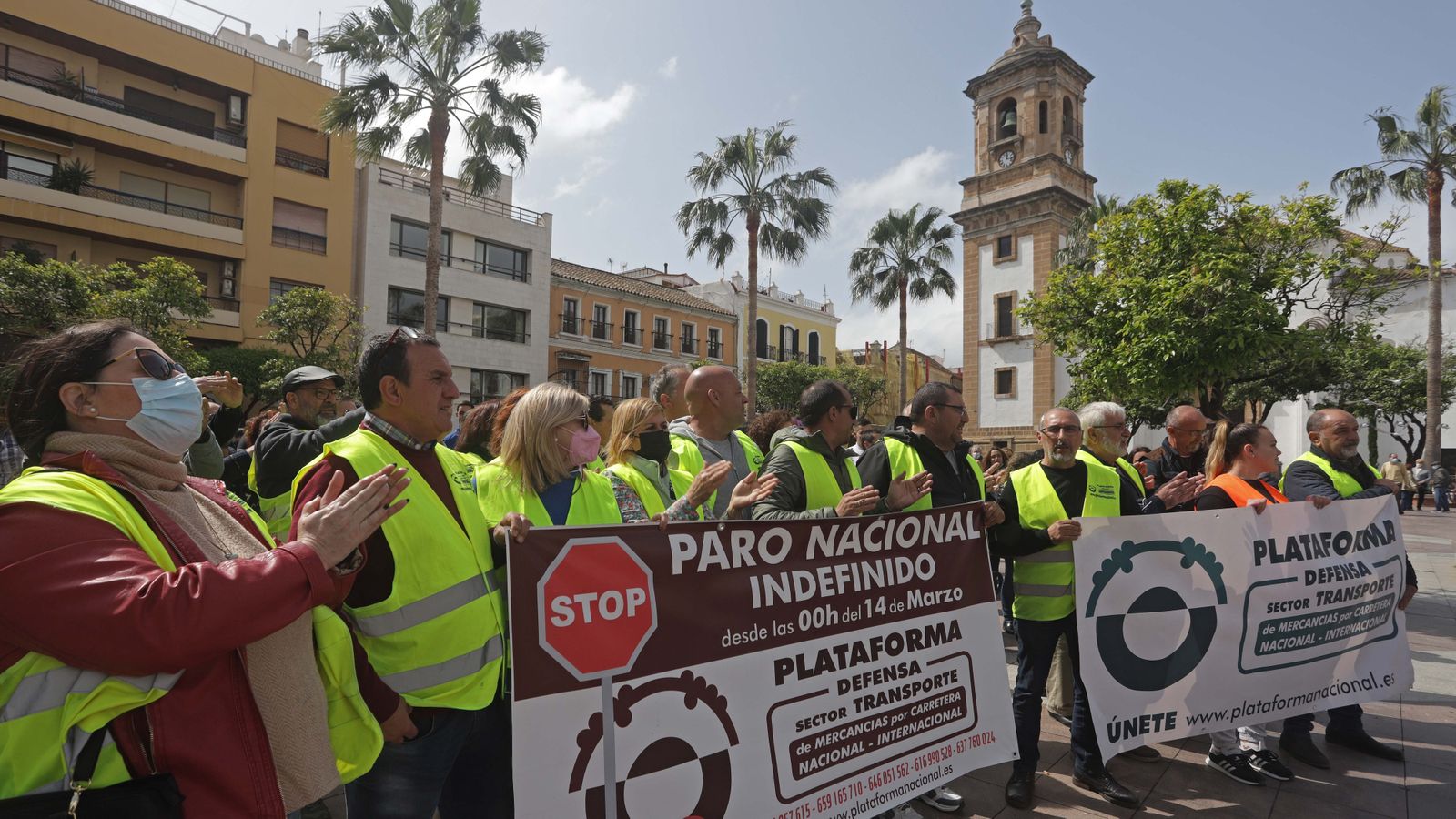Fotos de la concentración de camioneros en la Plaza Alta de Algeciras