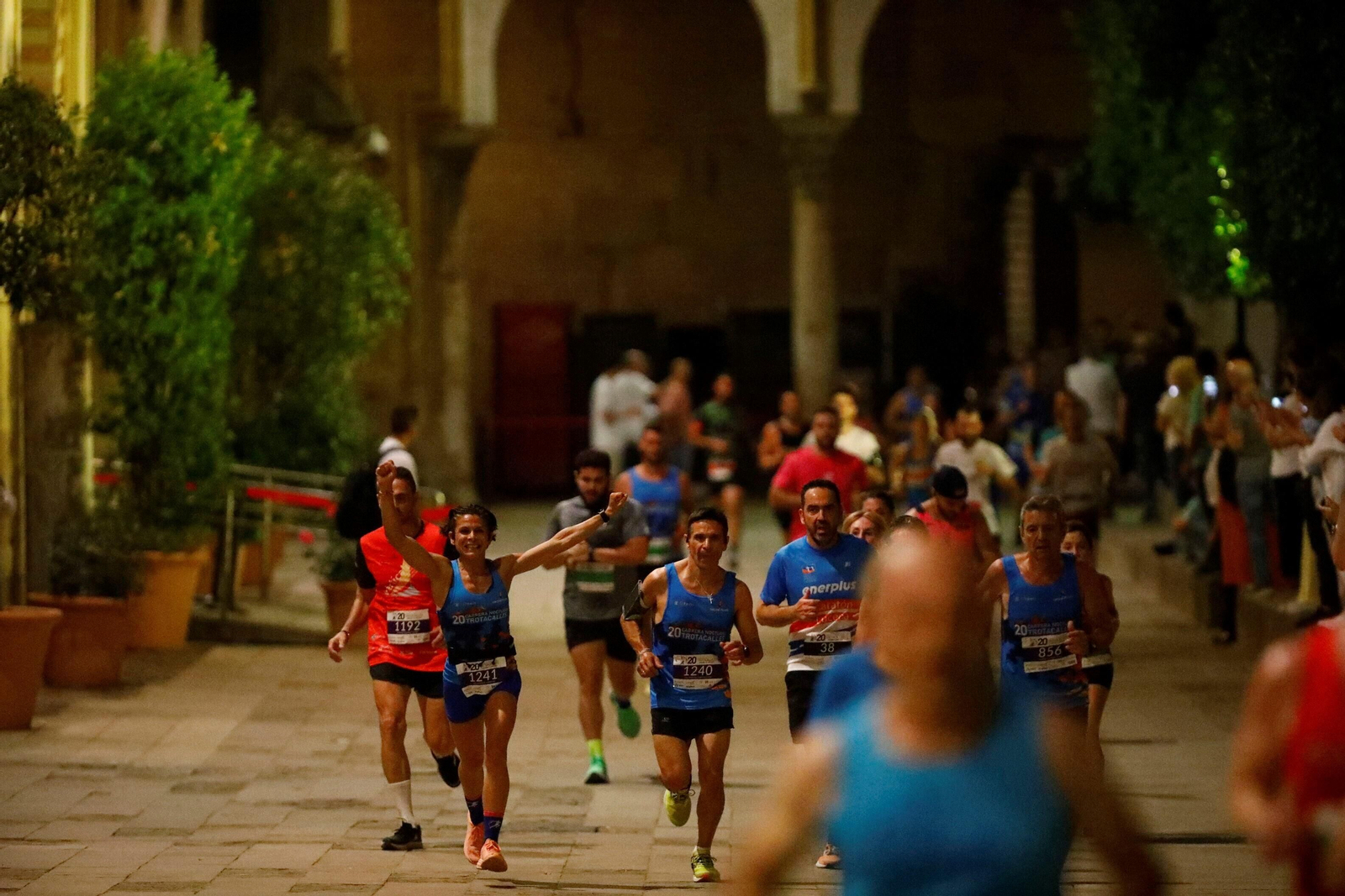 Las mejores fotos de la XX edición de la Nocturna Trotacalles en Córdoba