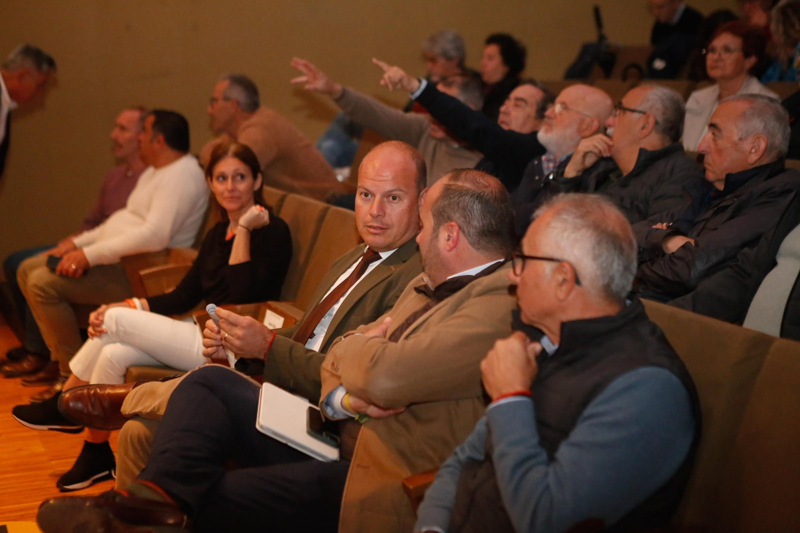 Las fotos de la jornada sobre el alga invasora en Tarifa