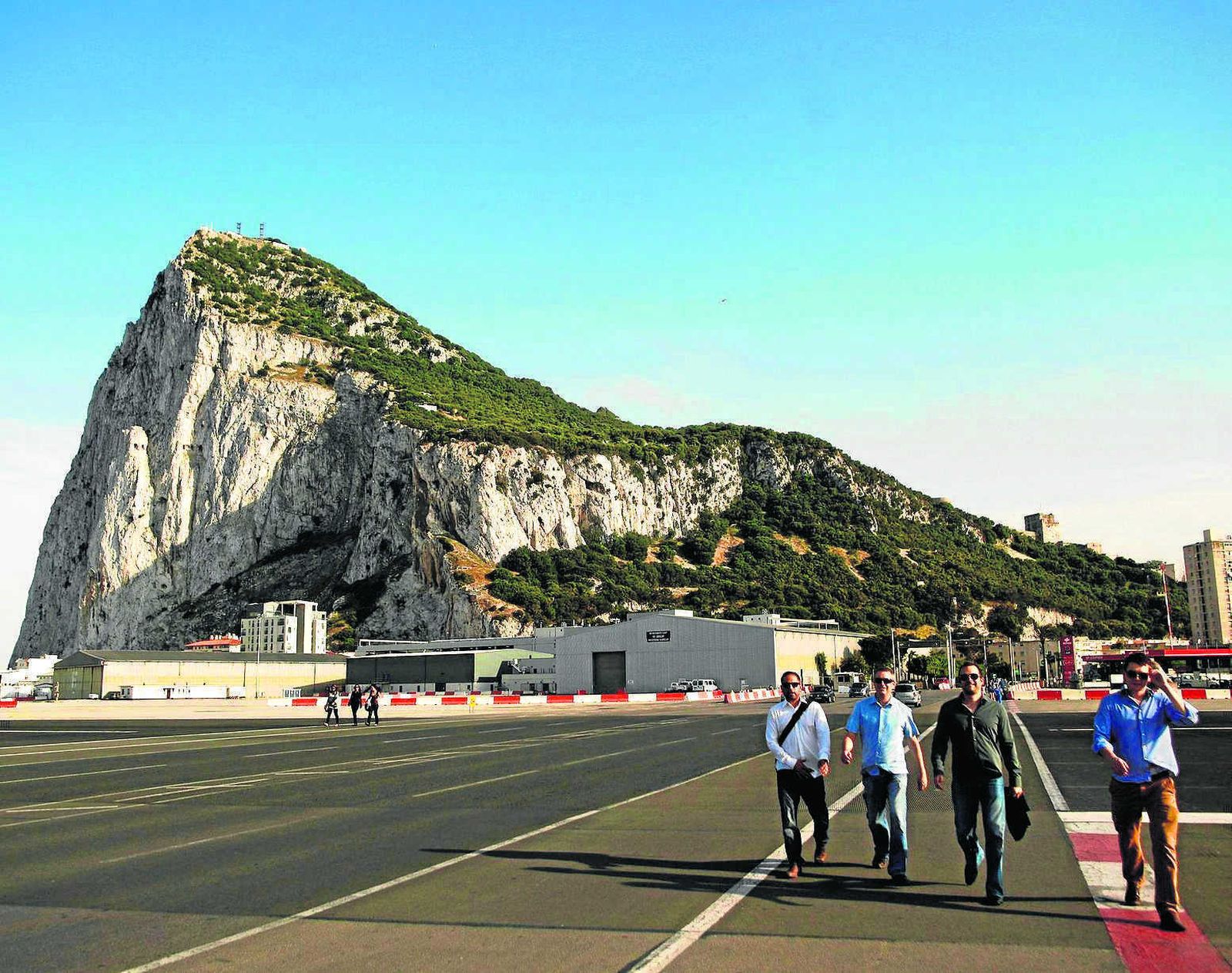 Una imagen de Gibraltar tomada desde el puesto fronterizo.
