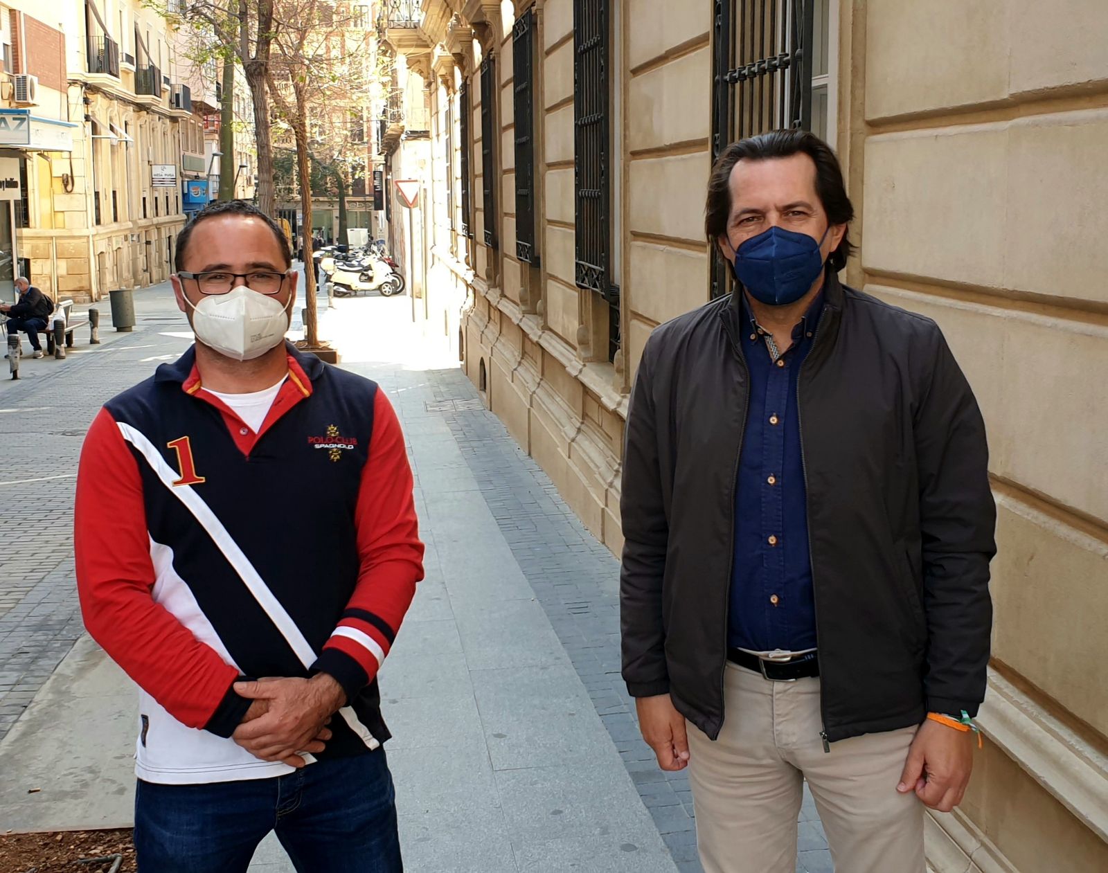 Rafael Burgos junto a José Mateo.