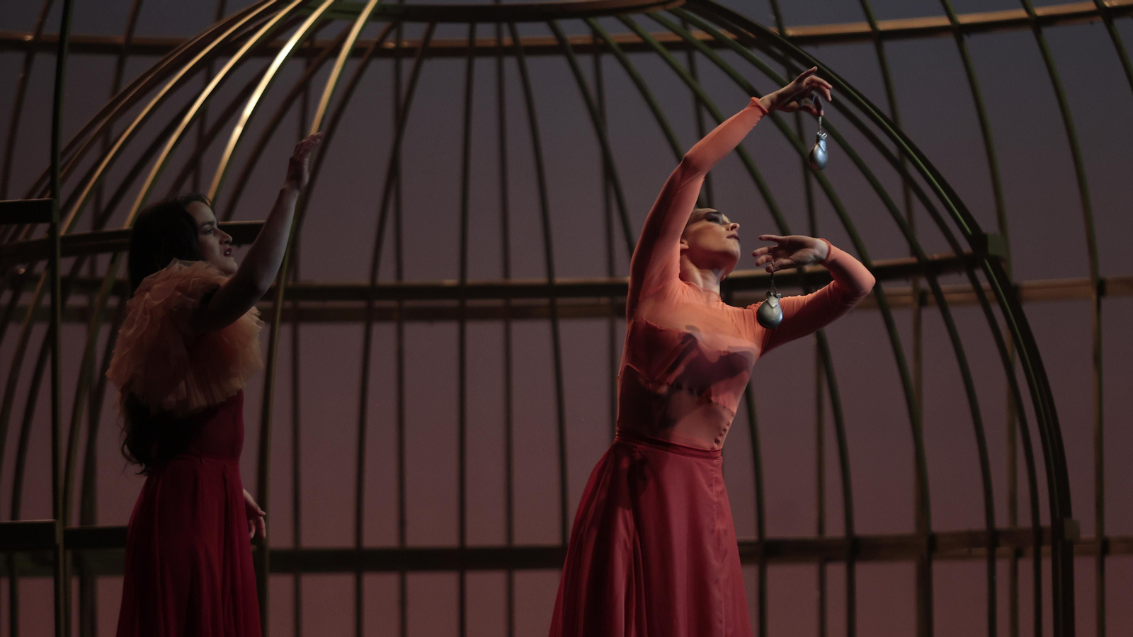 Las imágenes de la ópera "La Mujer Tigre"