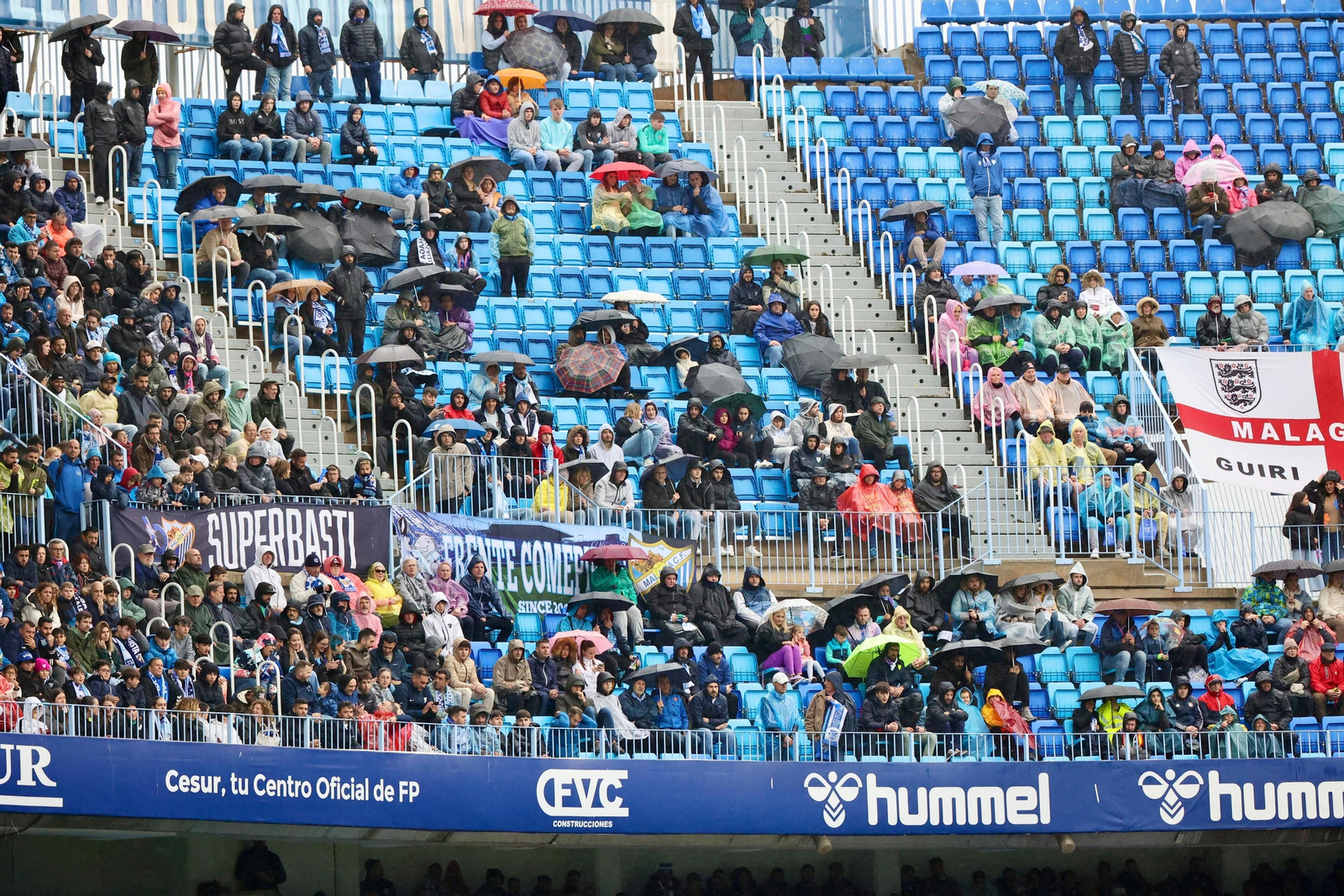 Búscate en La Rosaleda en el Málaga CF -  Linares