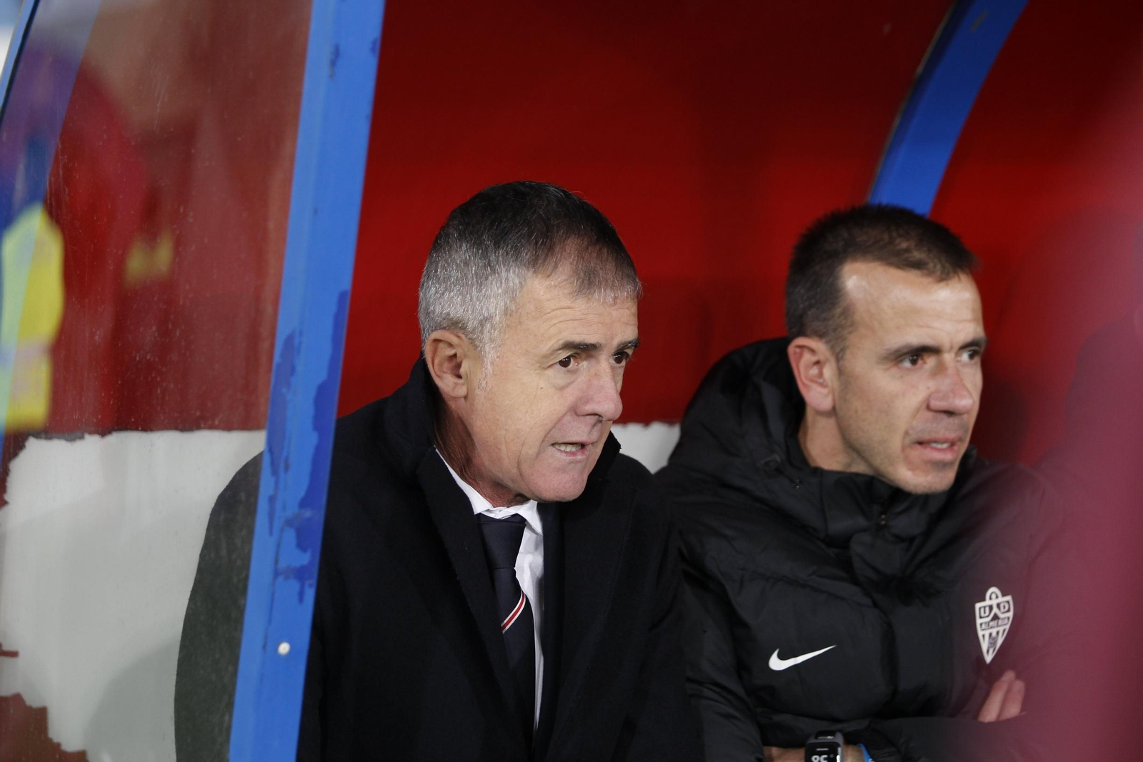 Lucas Alcaraz, en su banquillo.