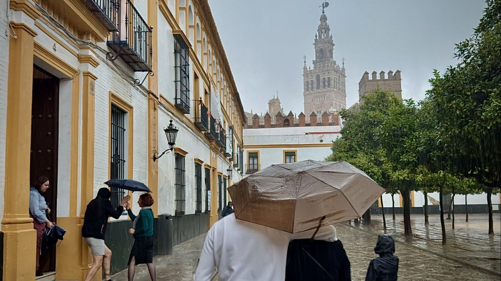 Un día de lluvia en Sevilla