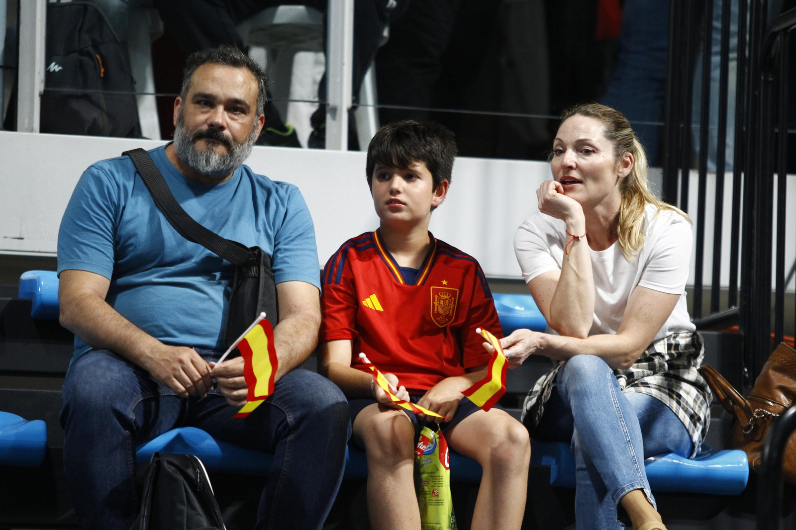 Imágenes del España-Dinamarca de la EHF Euro Cup de balonmano, en Almería