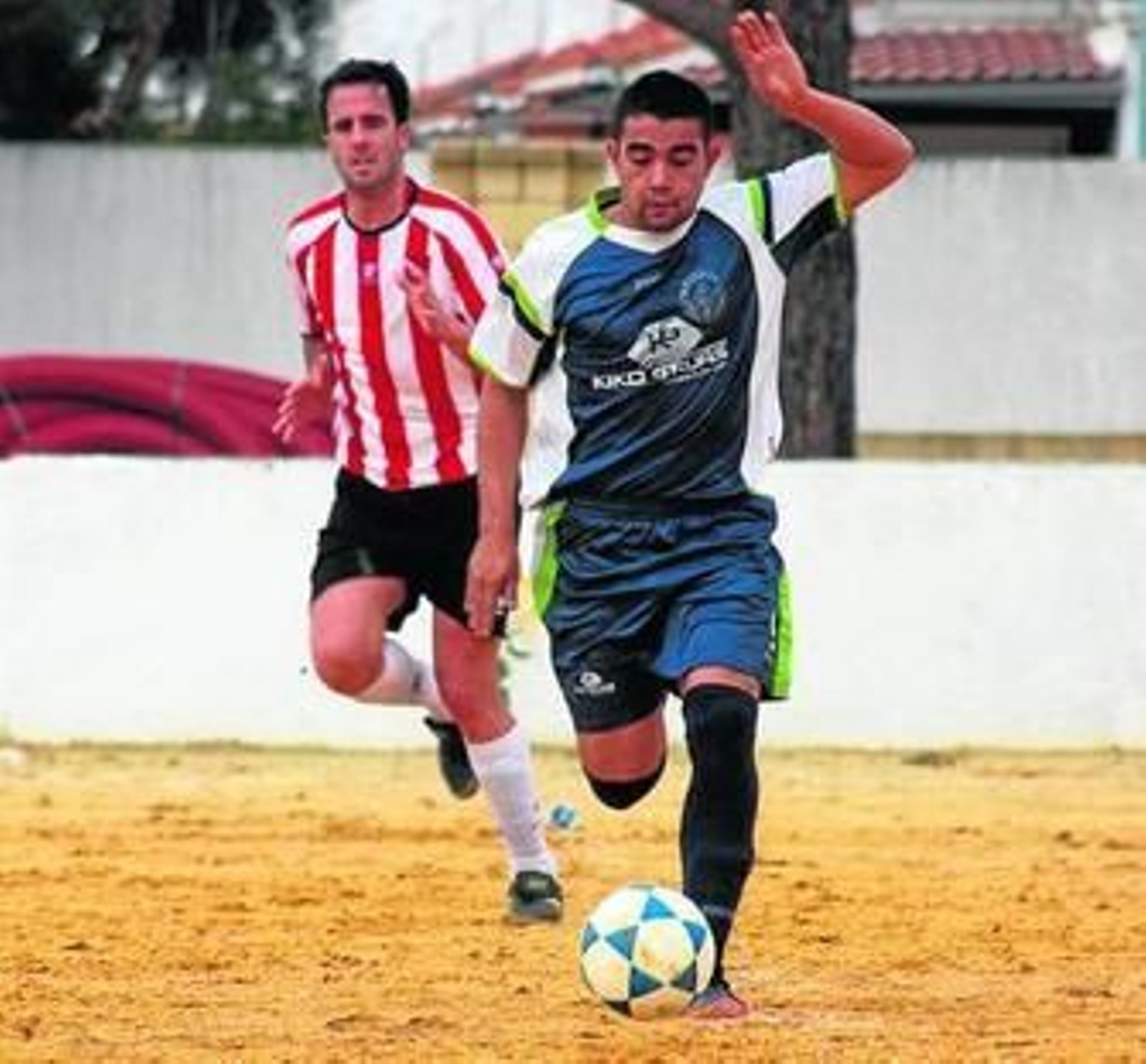 La sanción impuesta a José Ángel debilita el ataque del Mazagón.