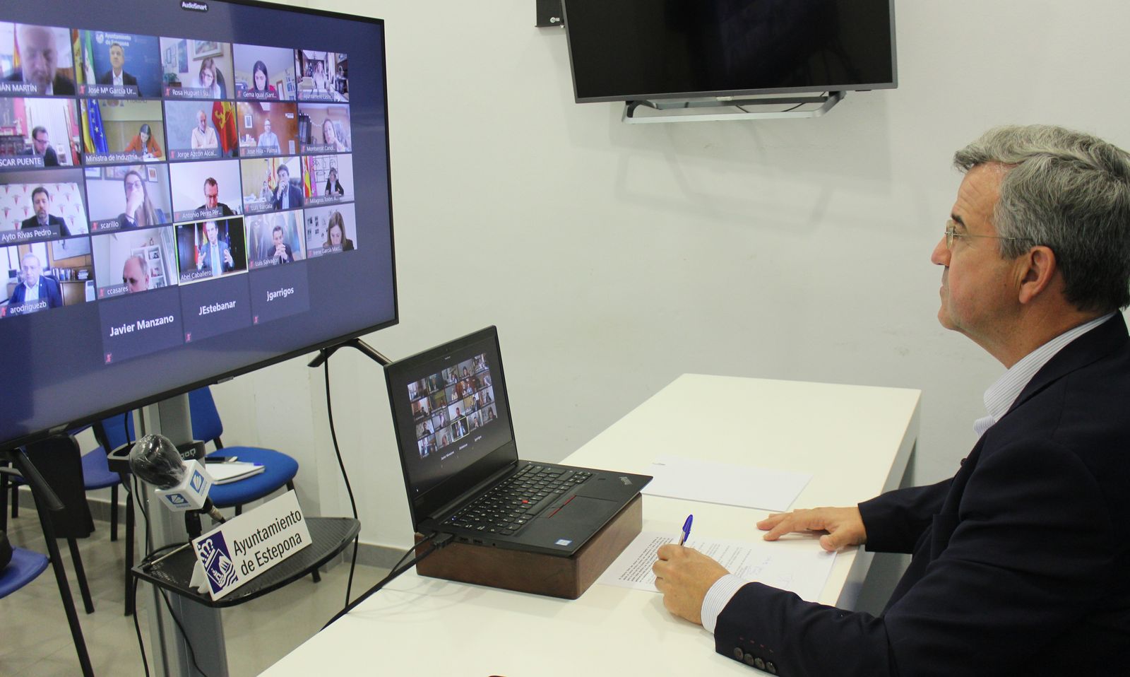 El vicepresidente de la Federación Española de Municipios y Provincias (FEMP) y alcalde de Estepona, José María García Urbano.