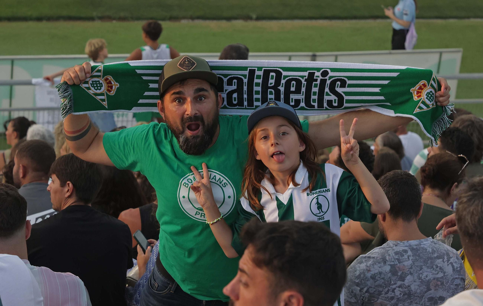 Búscate durante el Betis - Cádiz