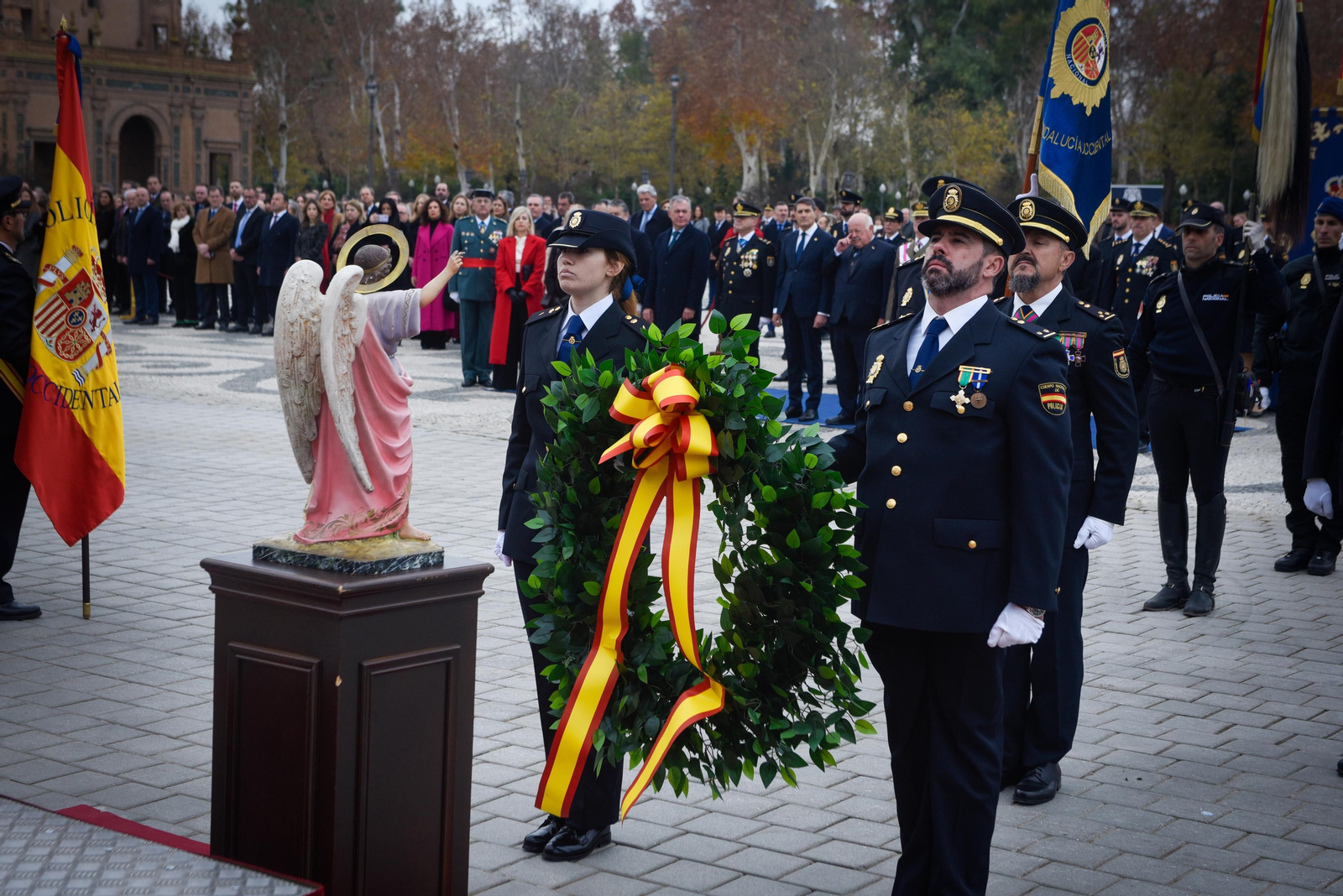 Acto de celebración del Bicentenario de la Policía Nacional en Sevilla
