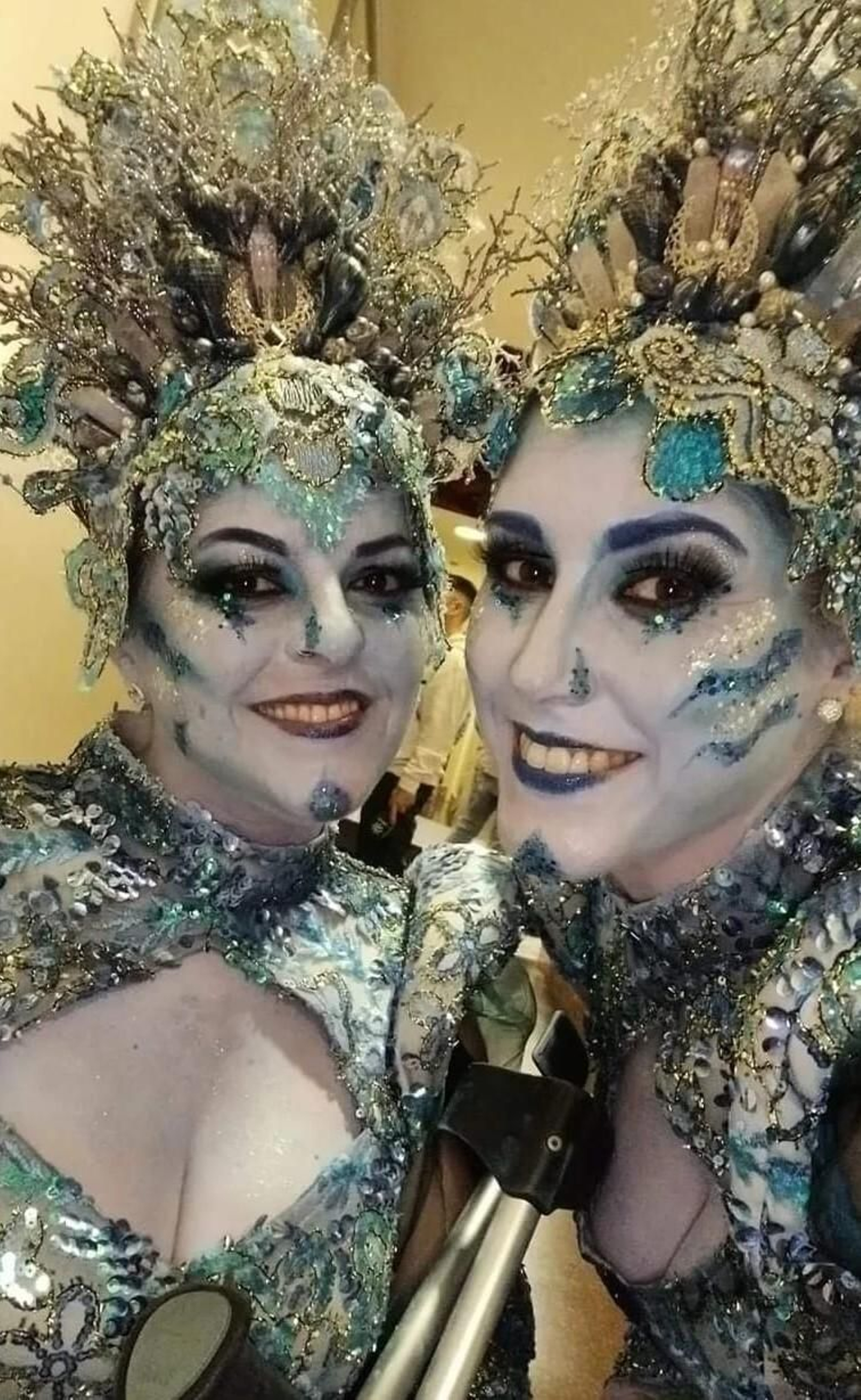 Lola Vega y Chari Gil, componentes del coro 'El Paraíso'