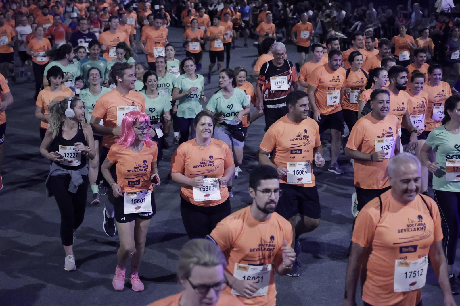 Búscate en la Carrera Nocturna de Sevilla (6)